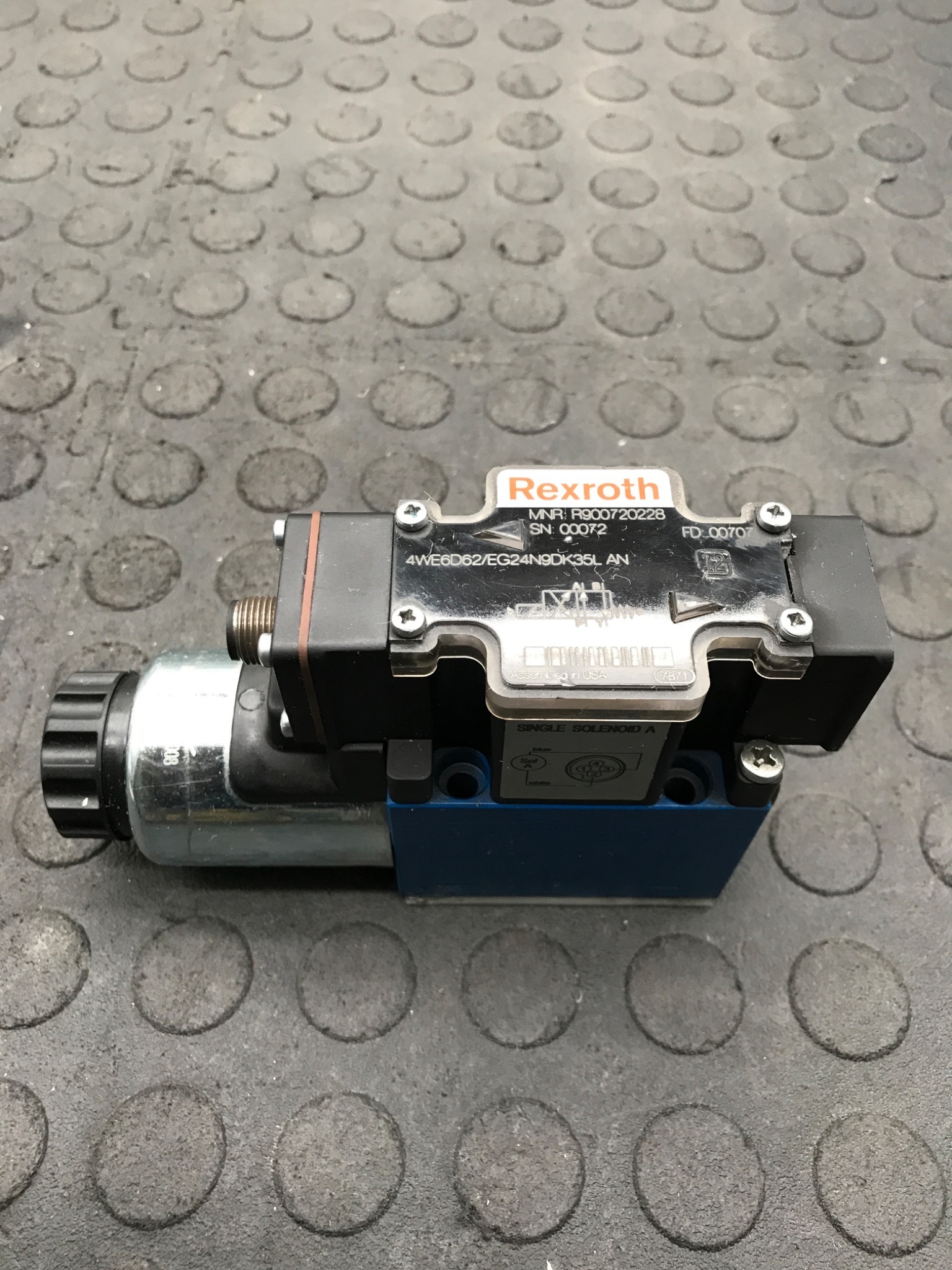 REXROTH 4WE6 D 62/EG24N9DK35L/62=AN (R900720228) Directional Control Valve USED 0
