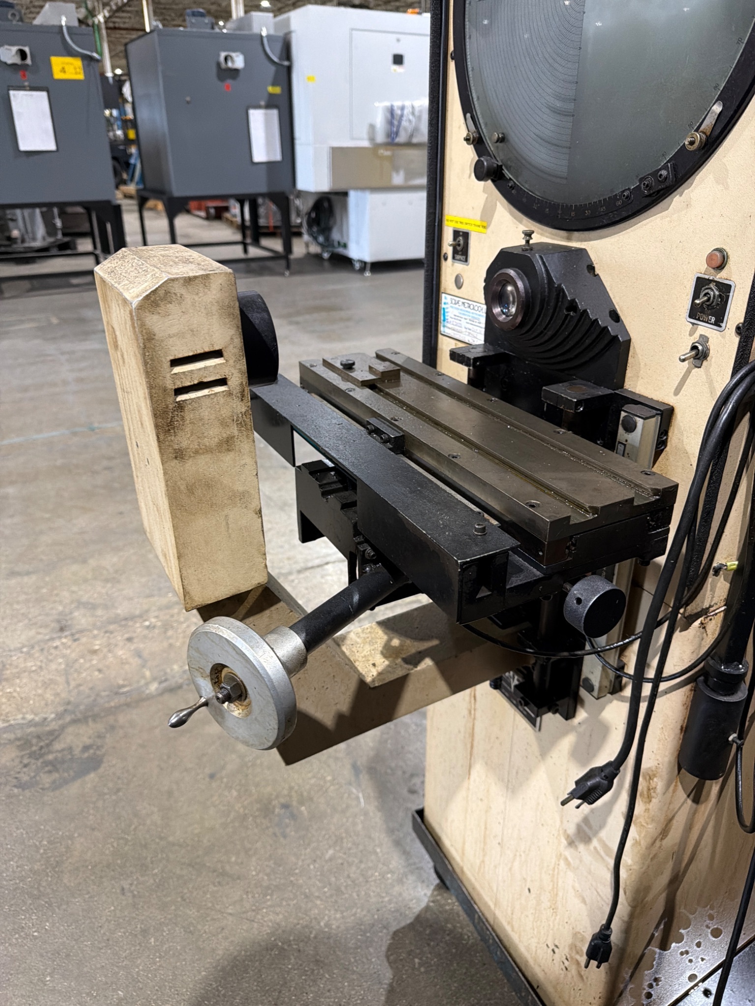 MICRO‑VU H14 Optical Comparator USED 2