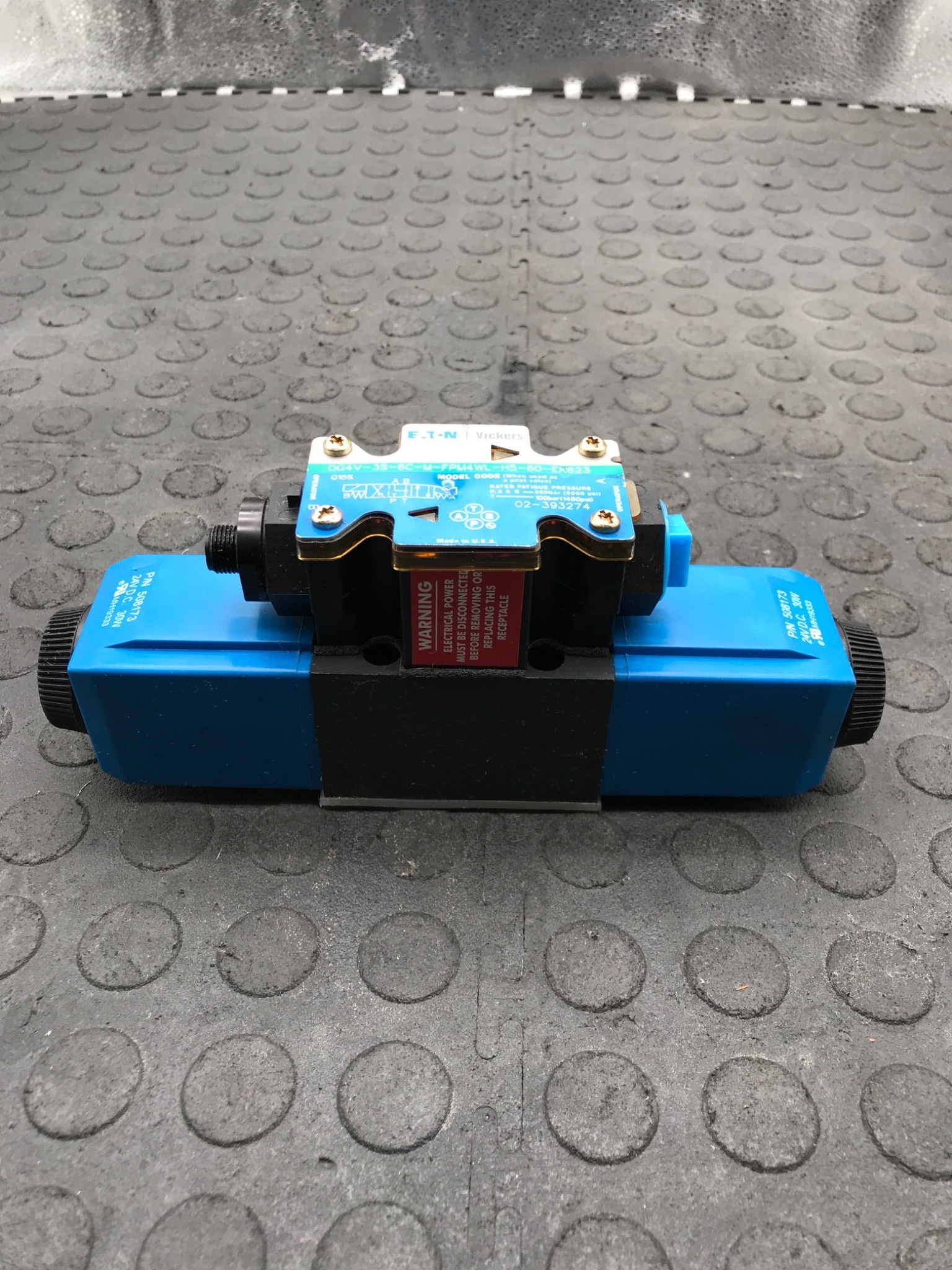 EATON VICKERS DG4V‑3S‑6C‑M‑FPM4WL‑H5‑60‑EN623 Directional Control Valve USED 0