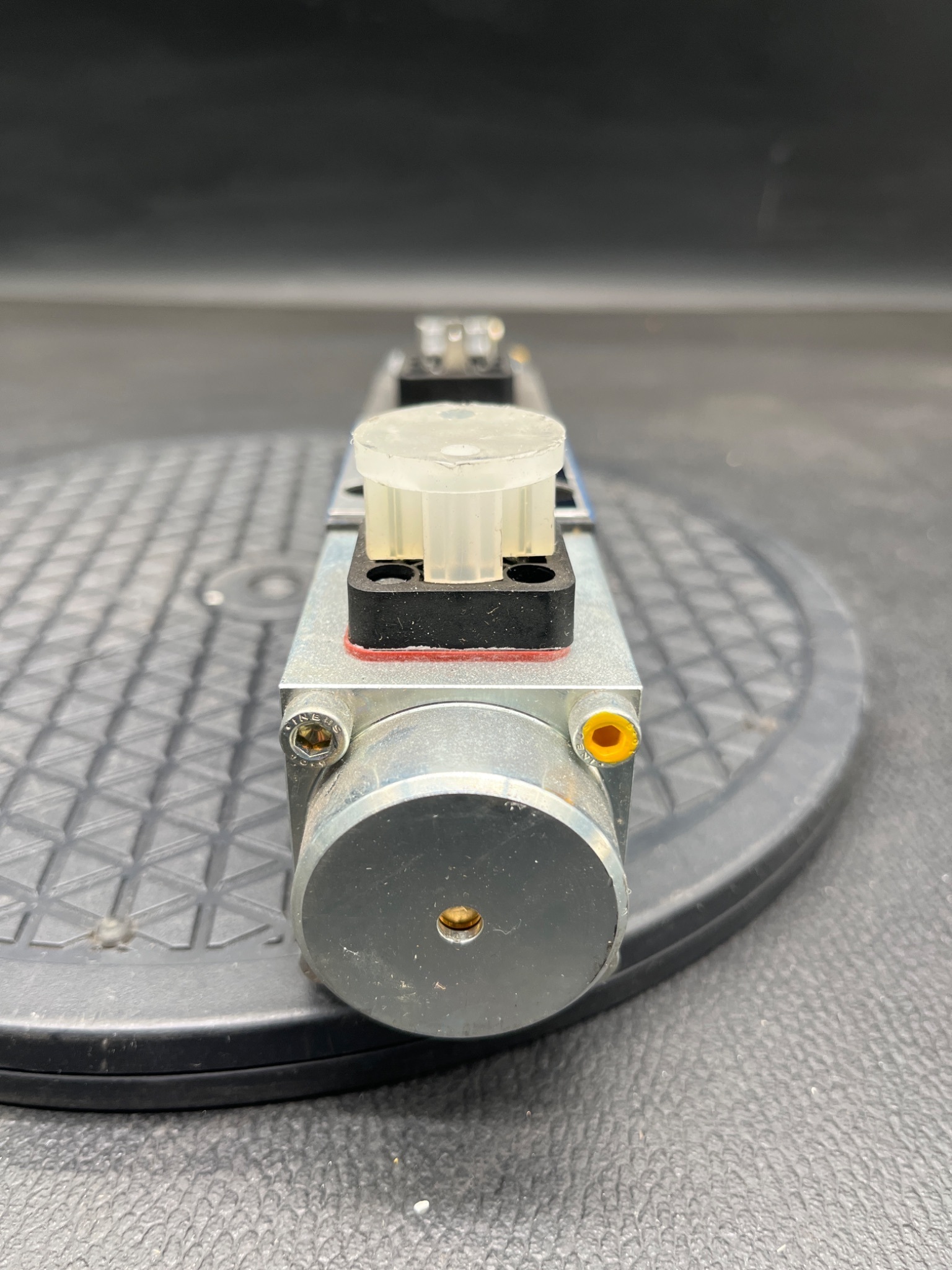 BOSCH REXROTH 0 811 404 119 Hydraulic Directional Control Valve USED 3
