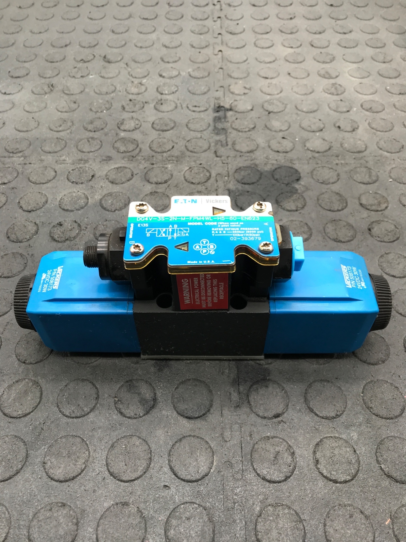 EATON VICKERS DG4V‑3S‑2N‑M‑FPM4WL‑H5‑60‑EN623 Directional Control Valve USED 0