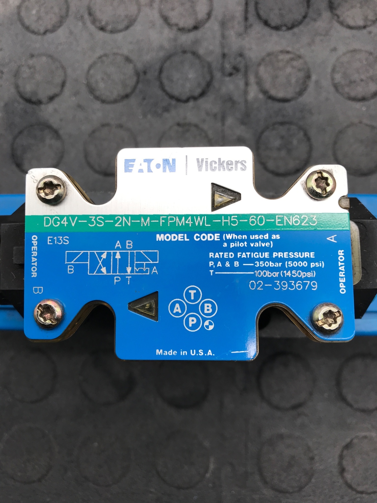 EATON VICKERS DG4V‑3S‑2N‑M‑FPM4WL‑H5‑60‑EN623 Directional Control Valve USED 2