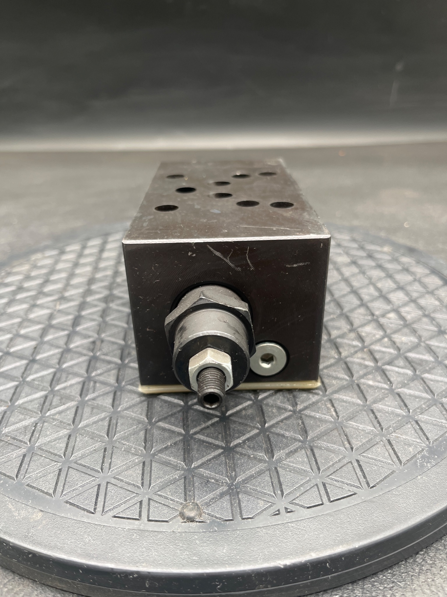 EATON VICKERS DGMX2‑5‑PP‑BW‑S‑30 SystemStak Pressure Reducing Valve USED 0