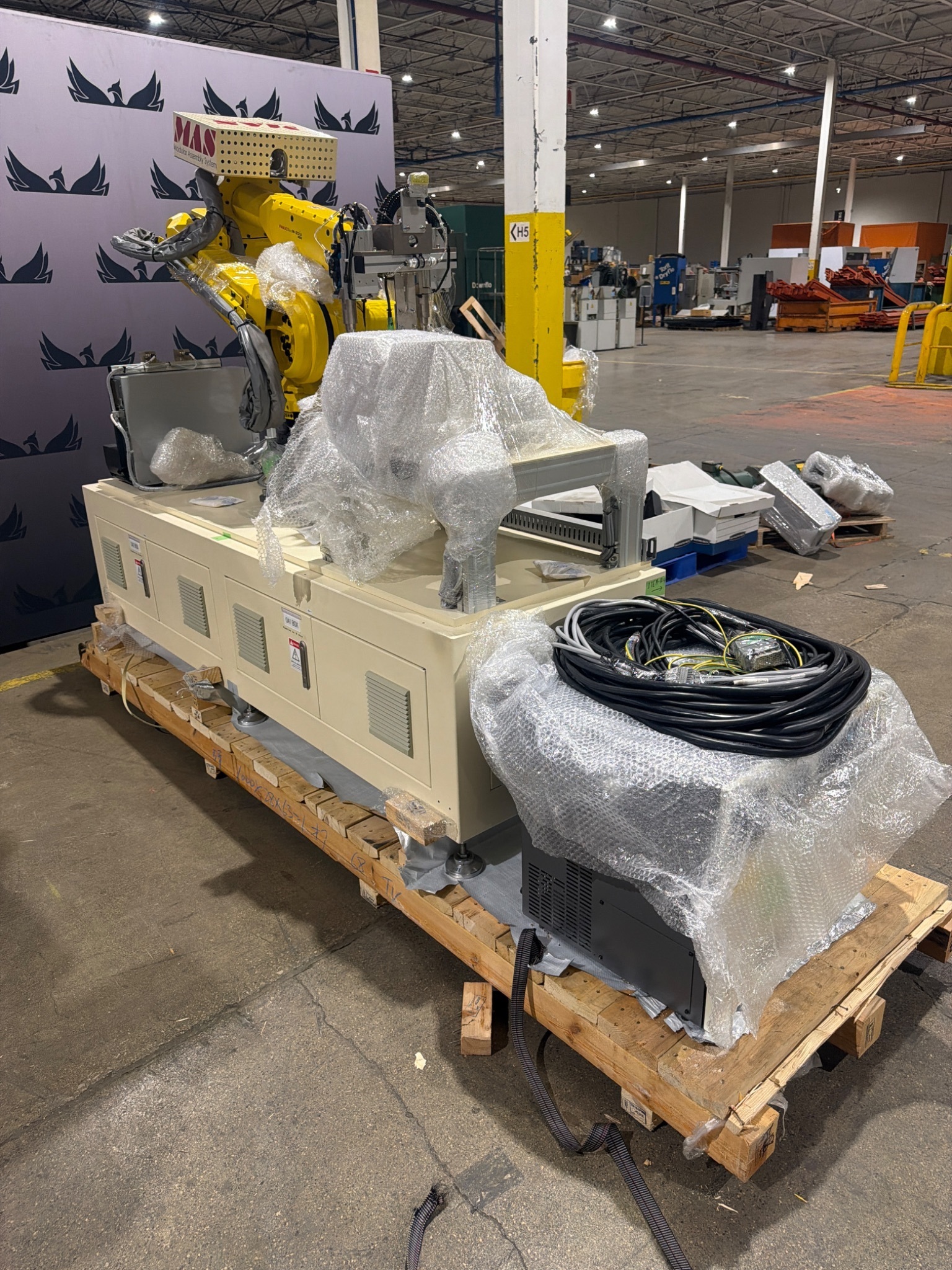 FANUC M‑20iA/35M Complete with R‑30iB Plus Controller USED 1