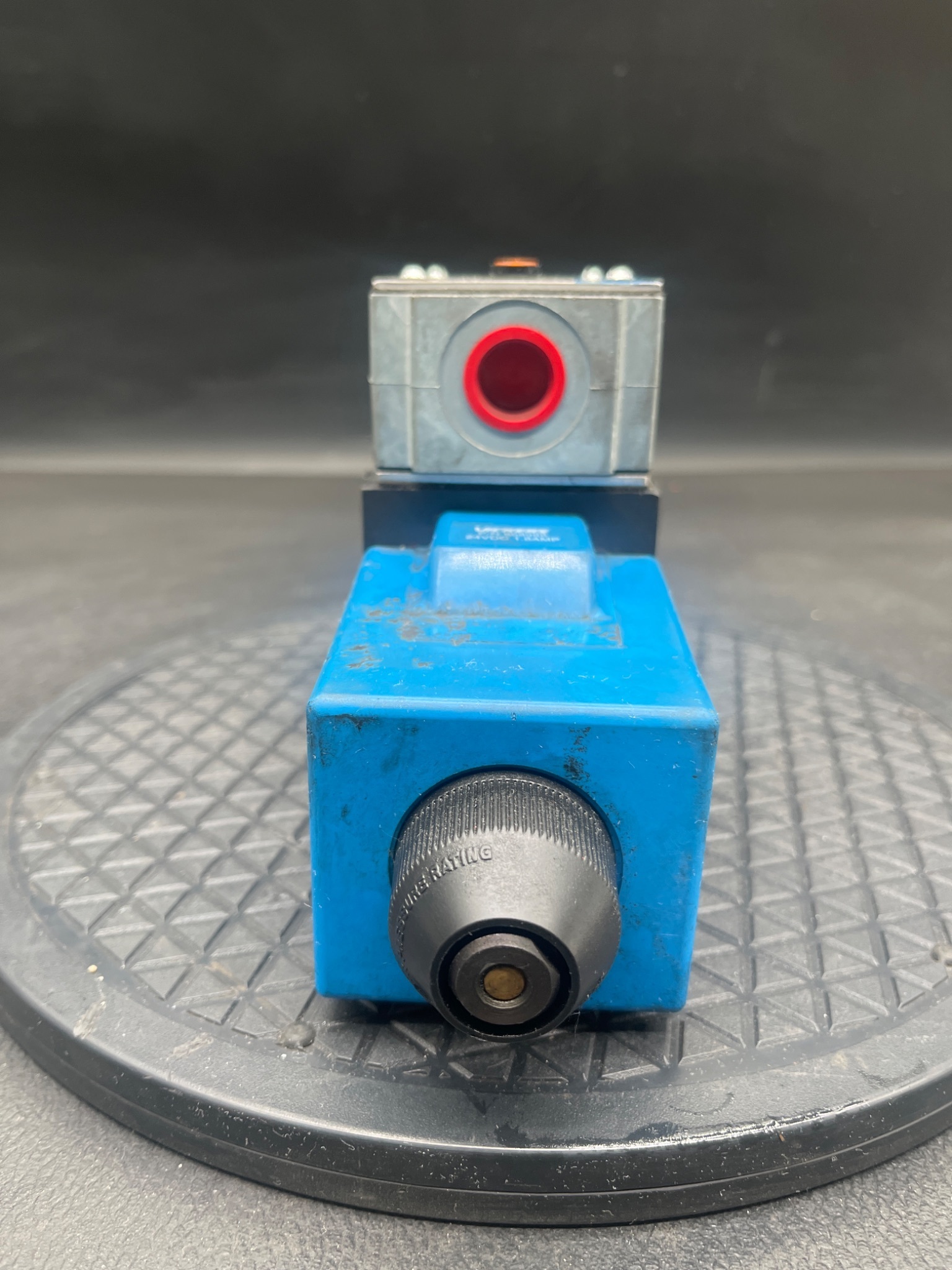 EATON VICKERS DG4S4LW‑012A‑H‑60‑S471 Pilot Valve USED 0