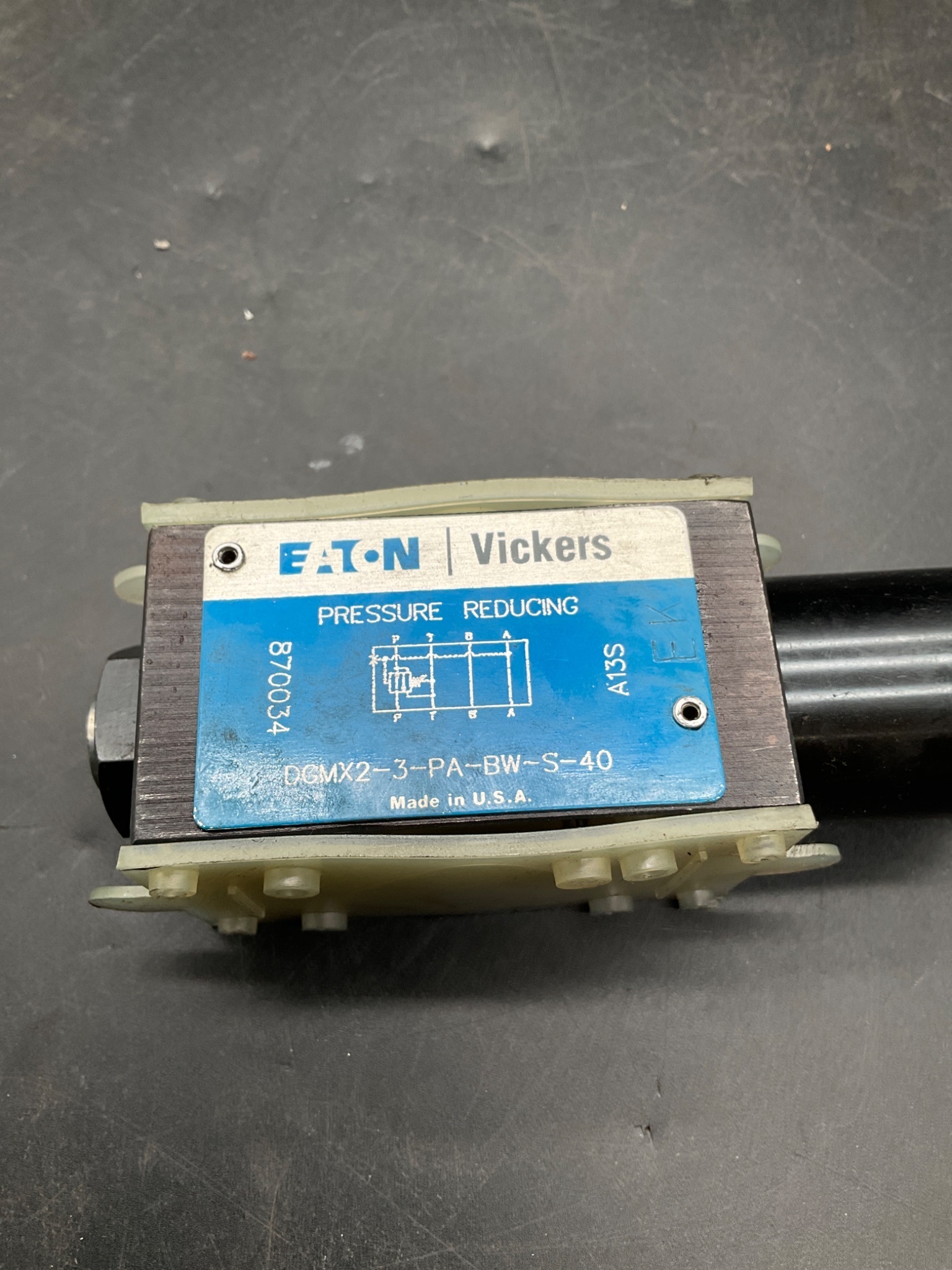 EATON DGMX2-3-PA-BW-S-40 Pressure Reducing Valve USED 4