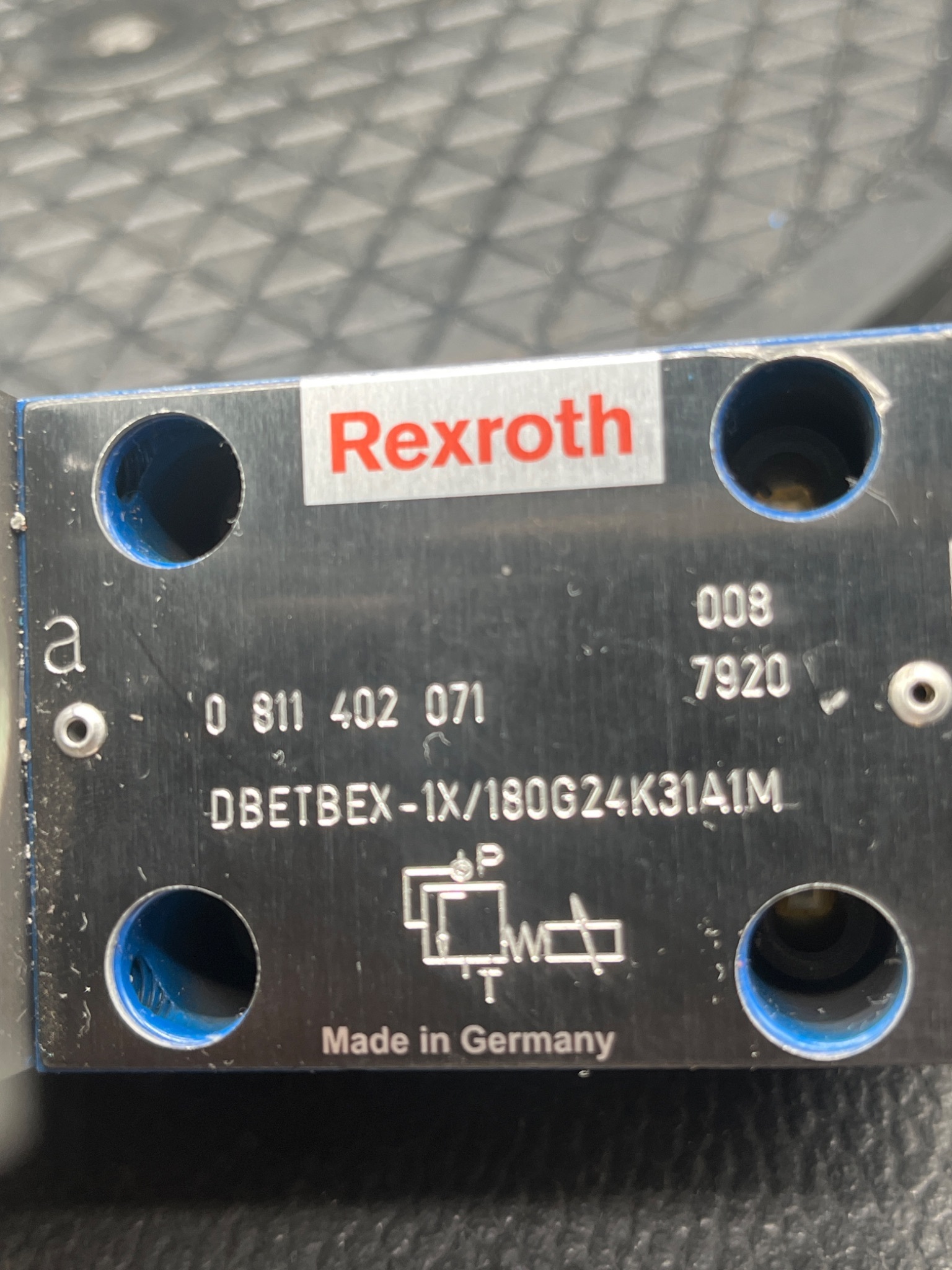 BOSCH REXROTH 0 811 402 071 Proportional Pressure Control Valve USED 4