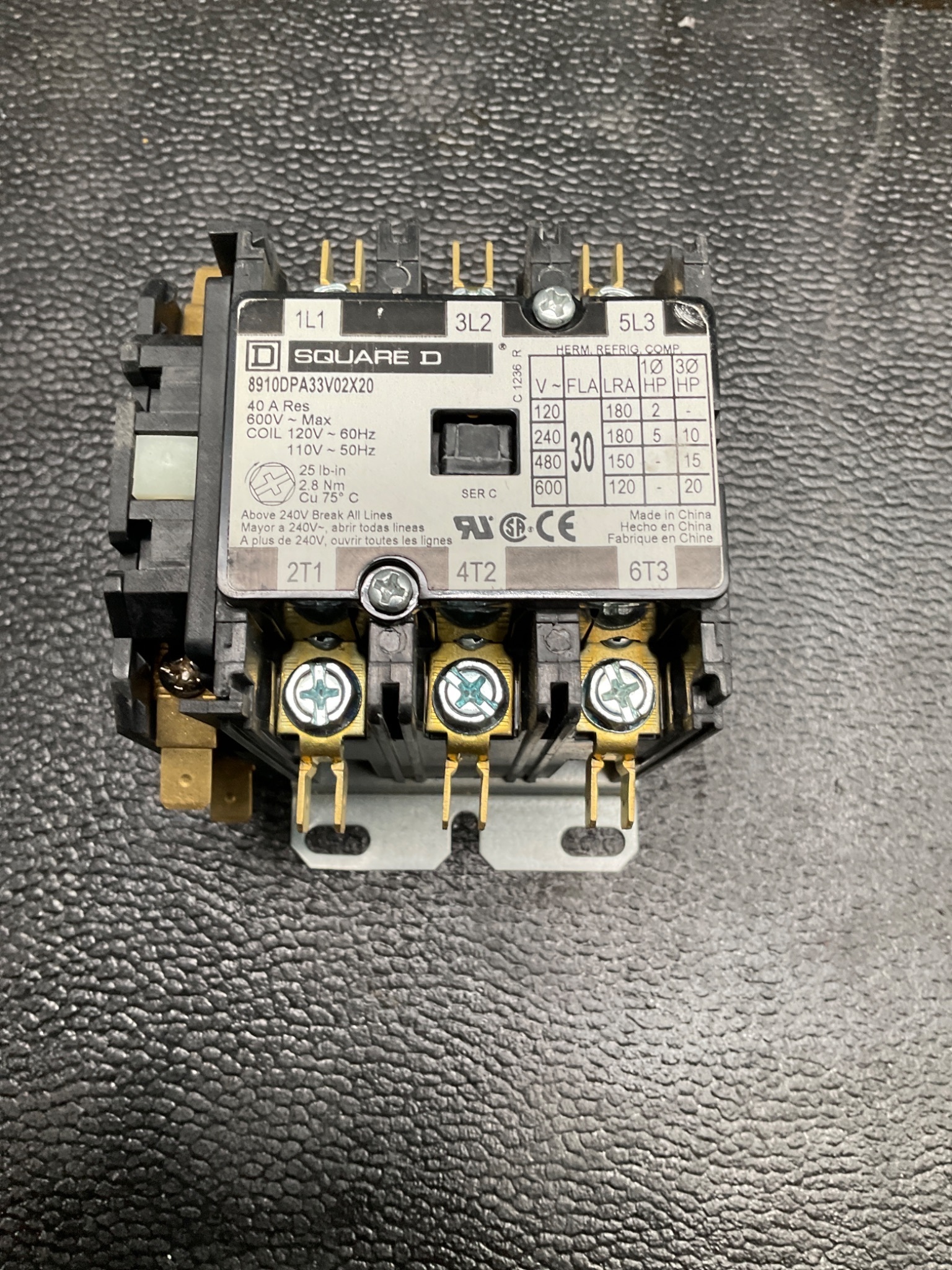 SQUARE D 8910DPA33V02X20 Definite Purpose Contactor NEW 2