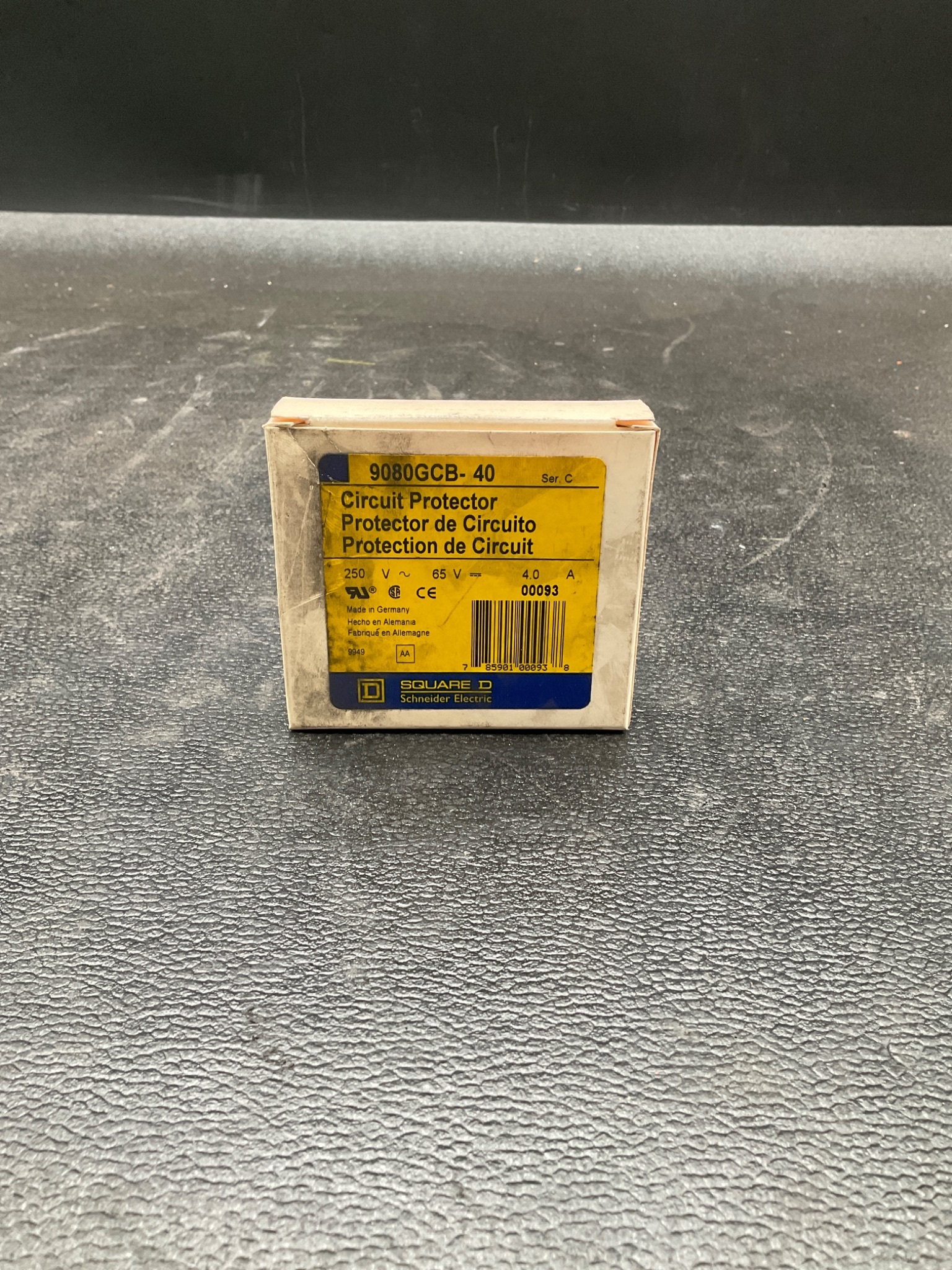 SQUARE D 9080GCB-40 Circuit Protector NEW 1