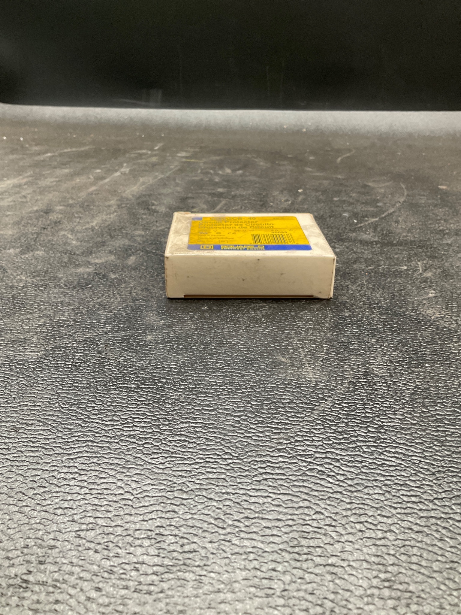 SQUARE D 9080GCB-40 Circuit Protector NEW 2