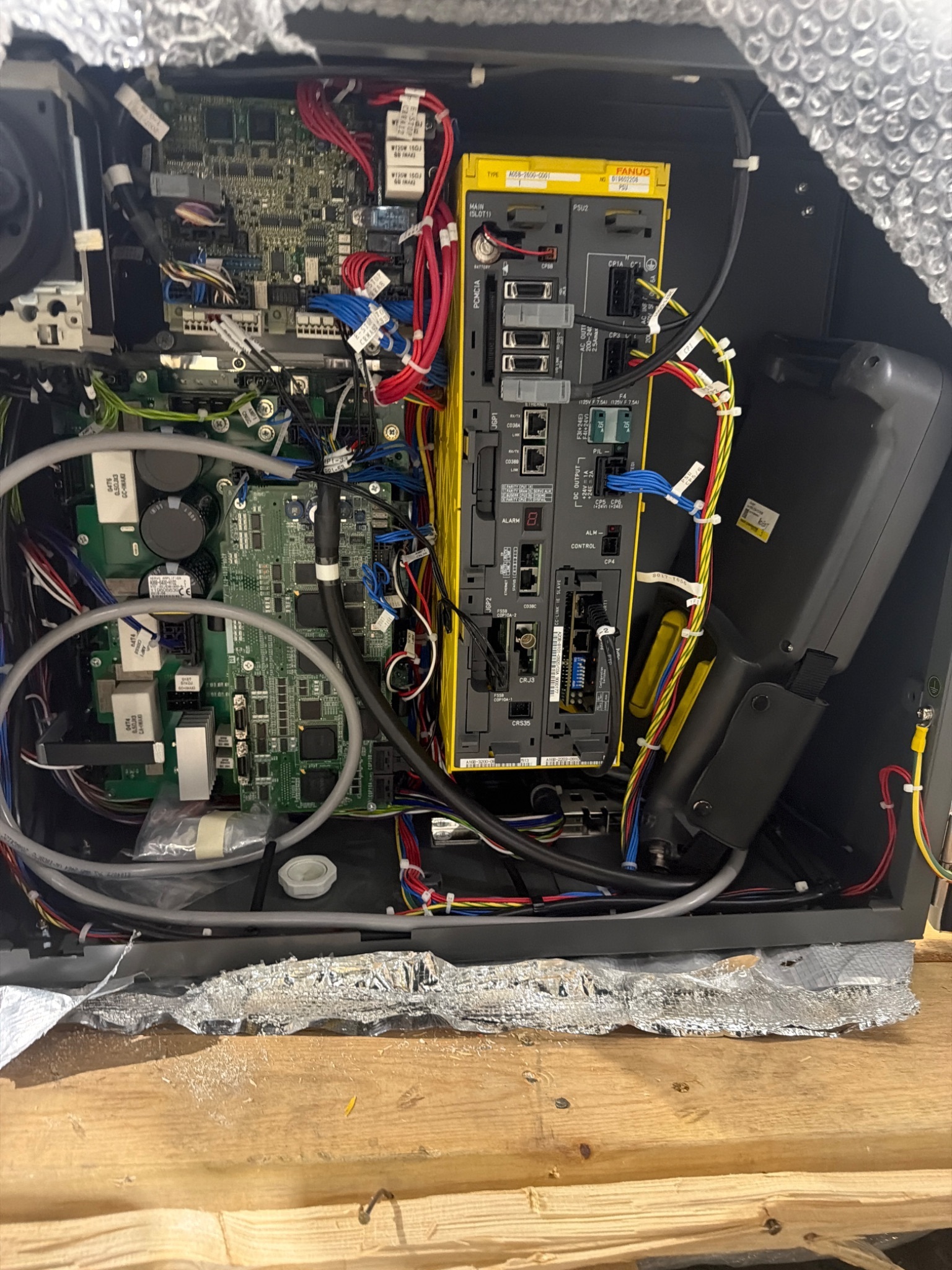 FANUC M‑20iA/35M Complete with R‑30iB Plus Controller USED 13