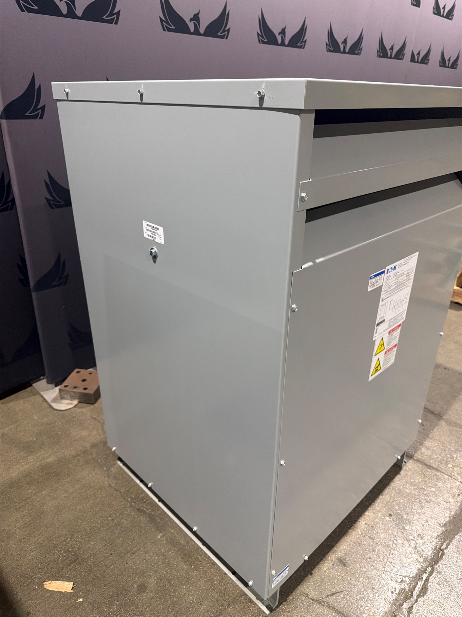 EATON H48M28T1216 112.5 kVA Dry Type Distribution Transformer USED 1