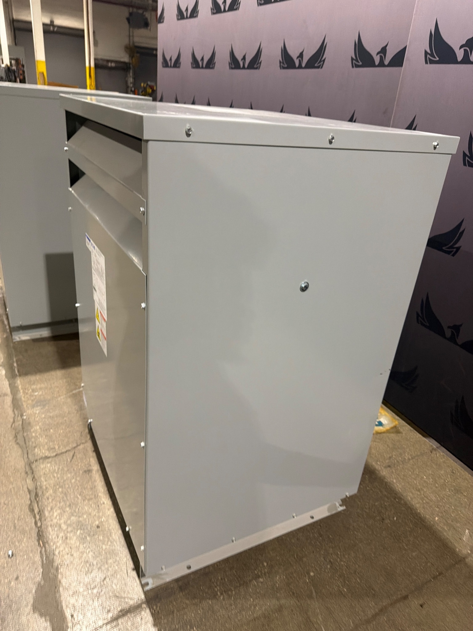 EATON H48M28T1216 112.5 kVA Dry Type Distribution Transformer USED 2