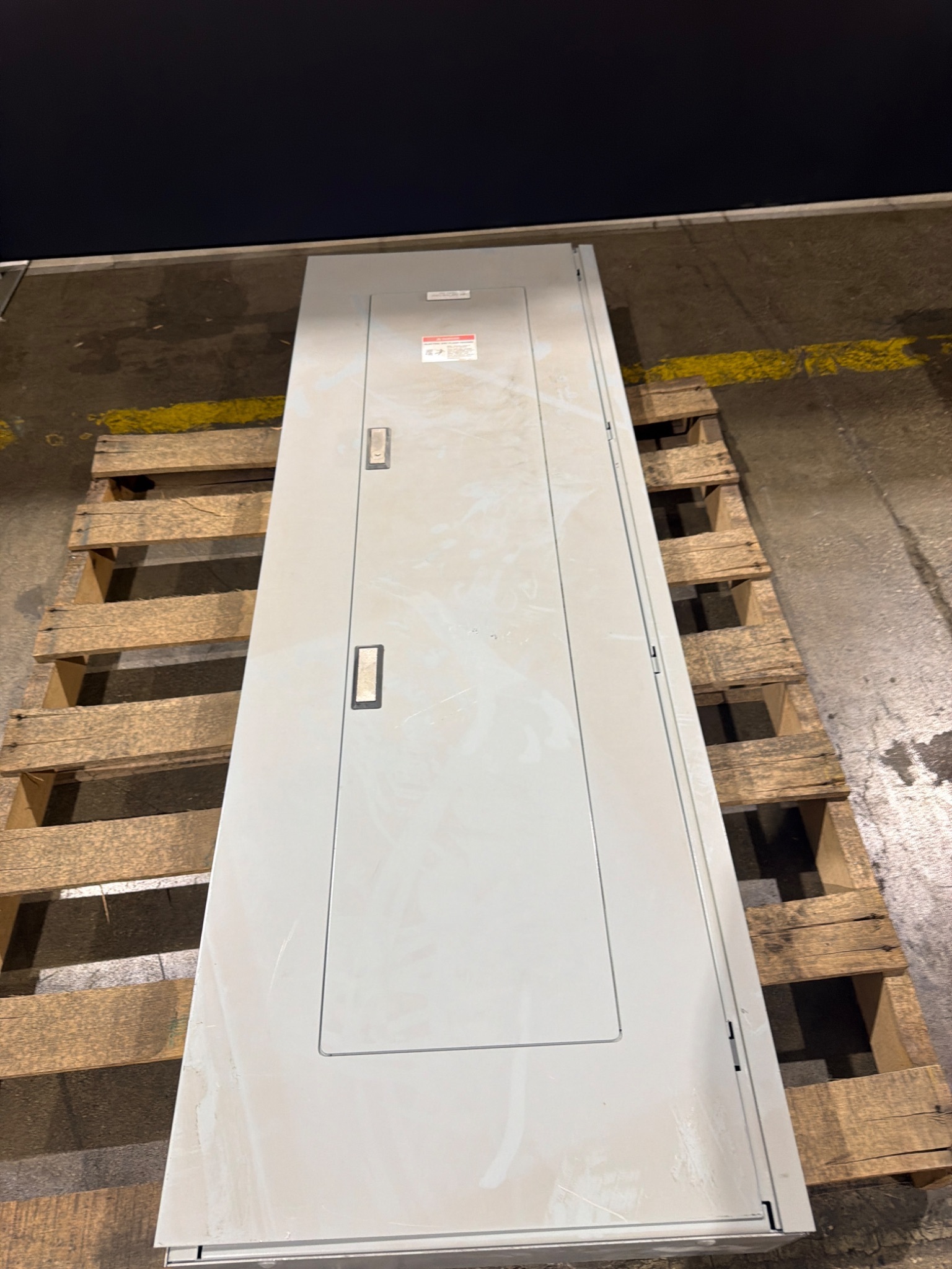 EATON PRL1A Panelboard 208/120V 100A 1PH USED 0
