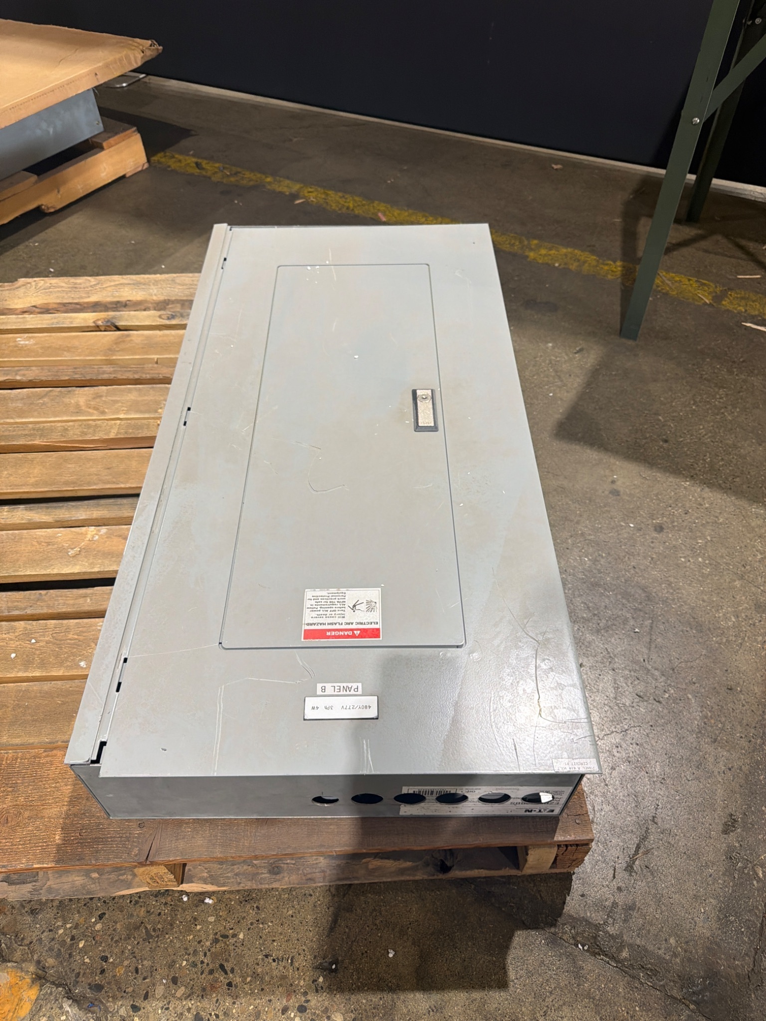EATON PRL2A Panelboard 480Y/277V 3PH 4W USED 0
