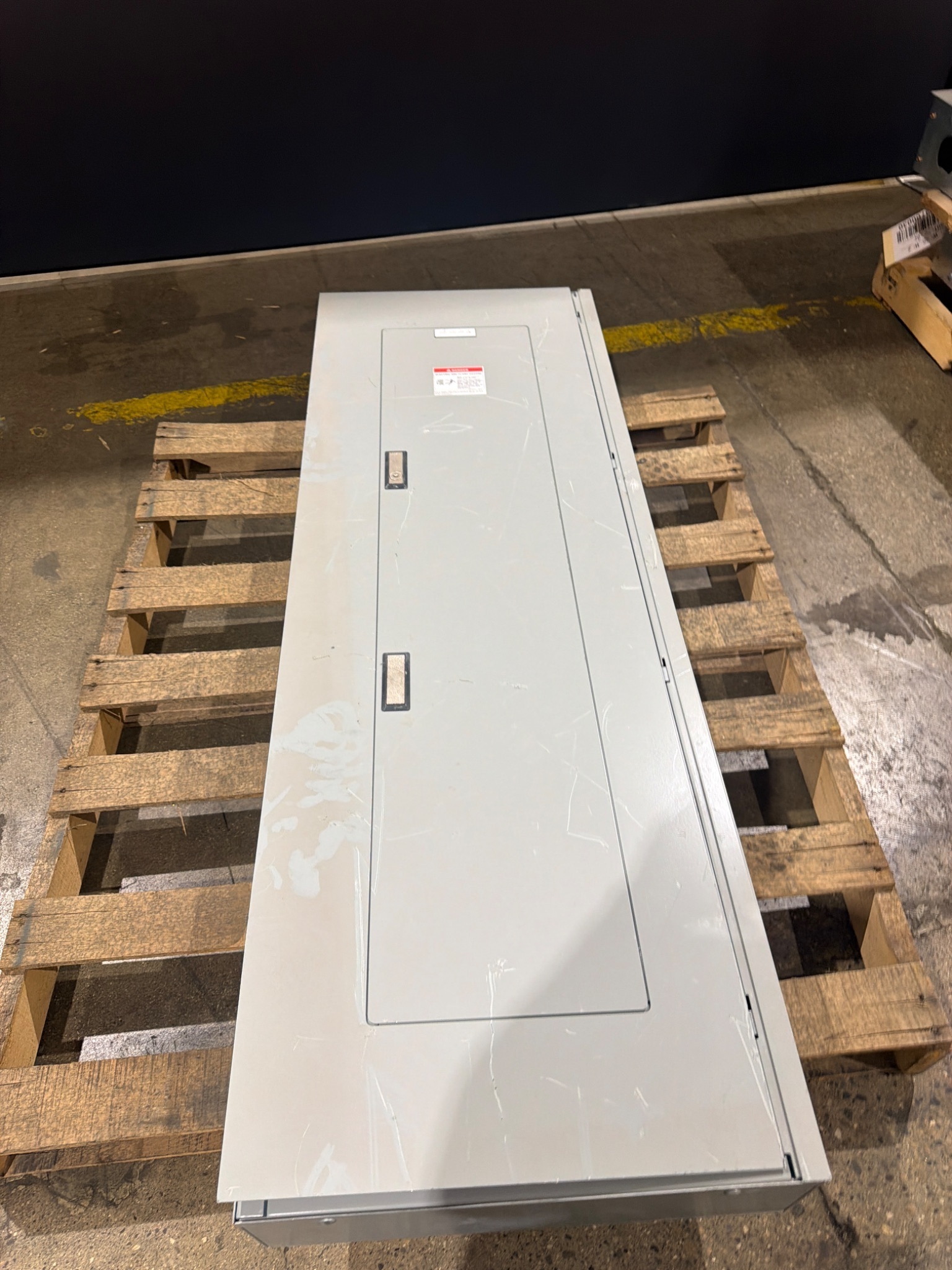 EATON PRL1A Panelboard 208Y/120V 3PH 4W USED 0