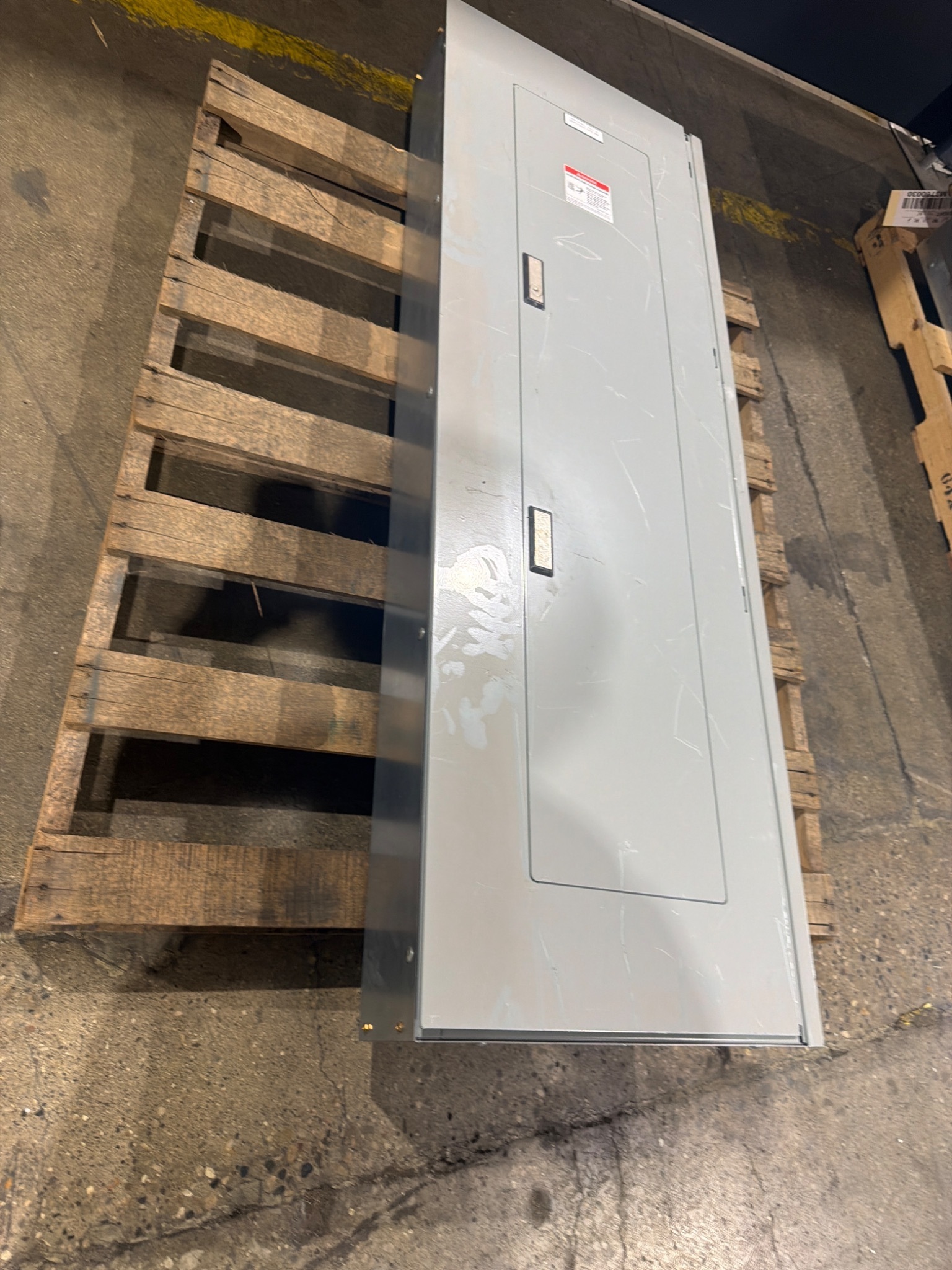 EATON PRL1A Panelboard 208Y/120V 3PH 4W USED 1