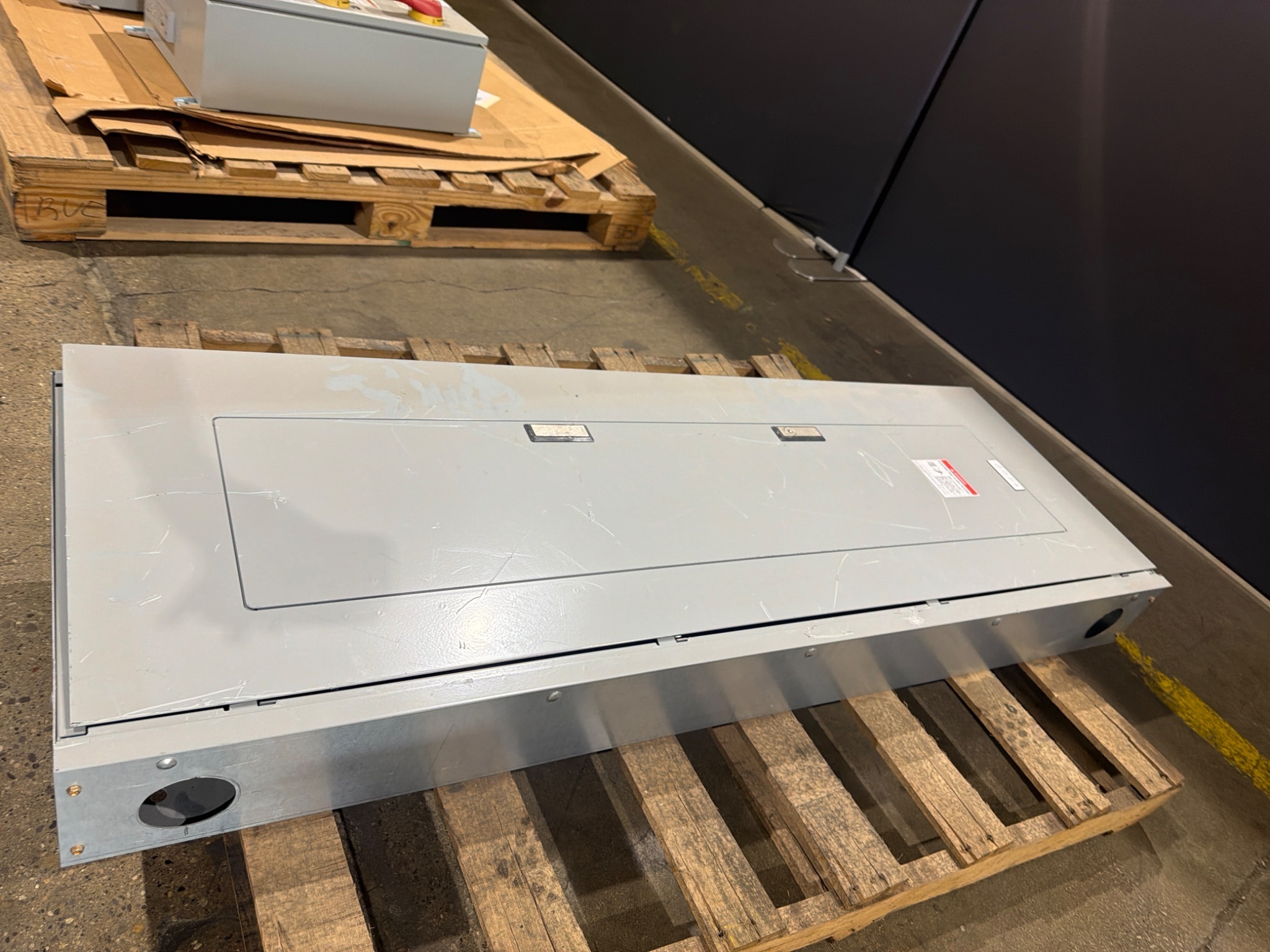 EATON PRL1A Panelboard 208Y/120V 3PH 4W USED 2