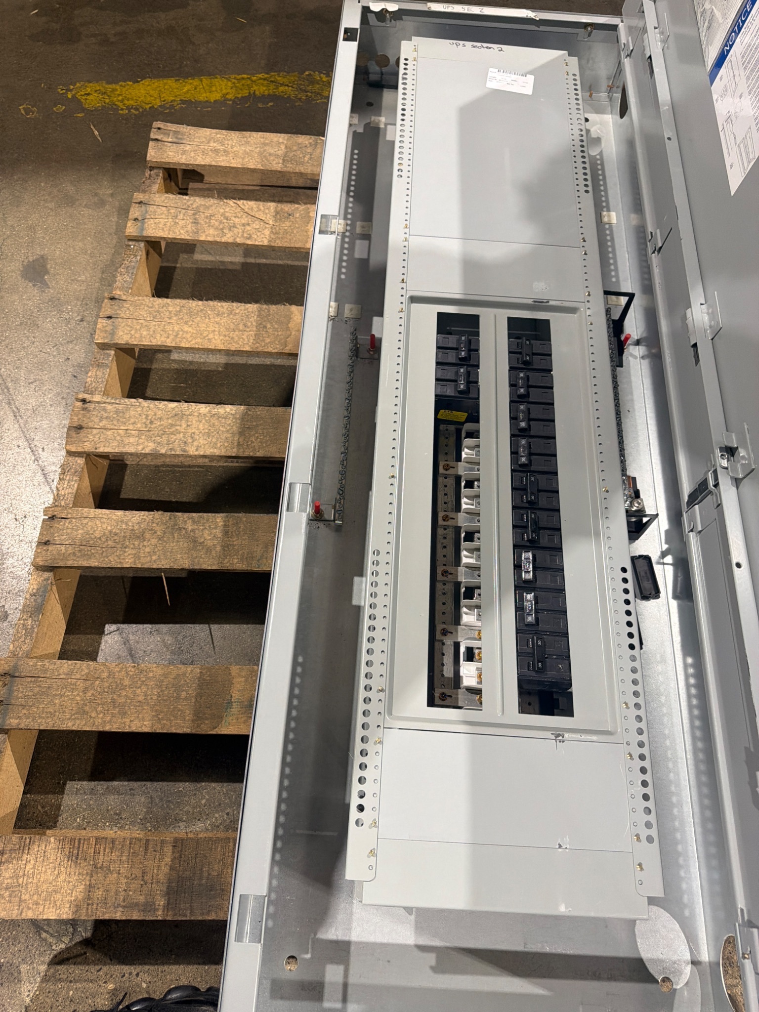 EATON PRL1A Panelboard 208Y/120V 3PH 4W USED 3