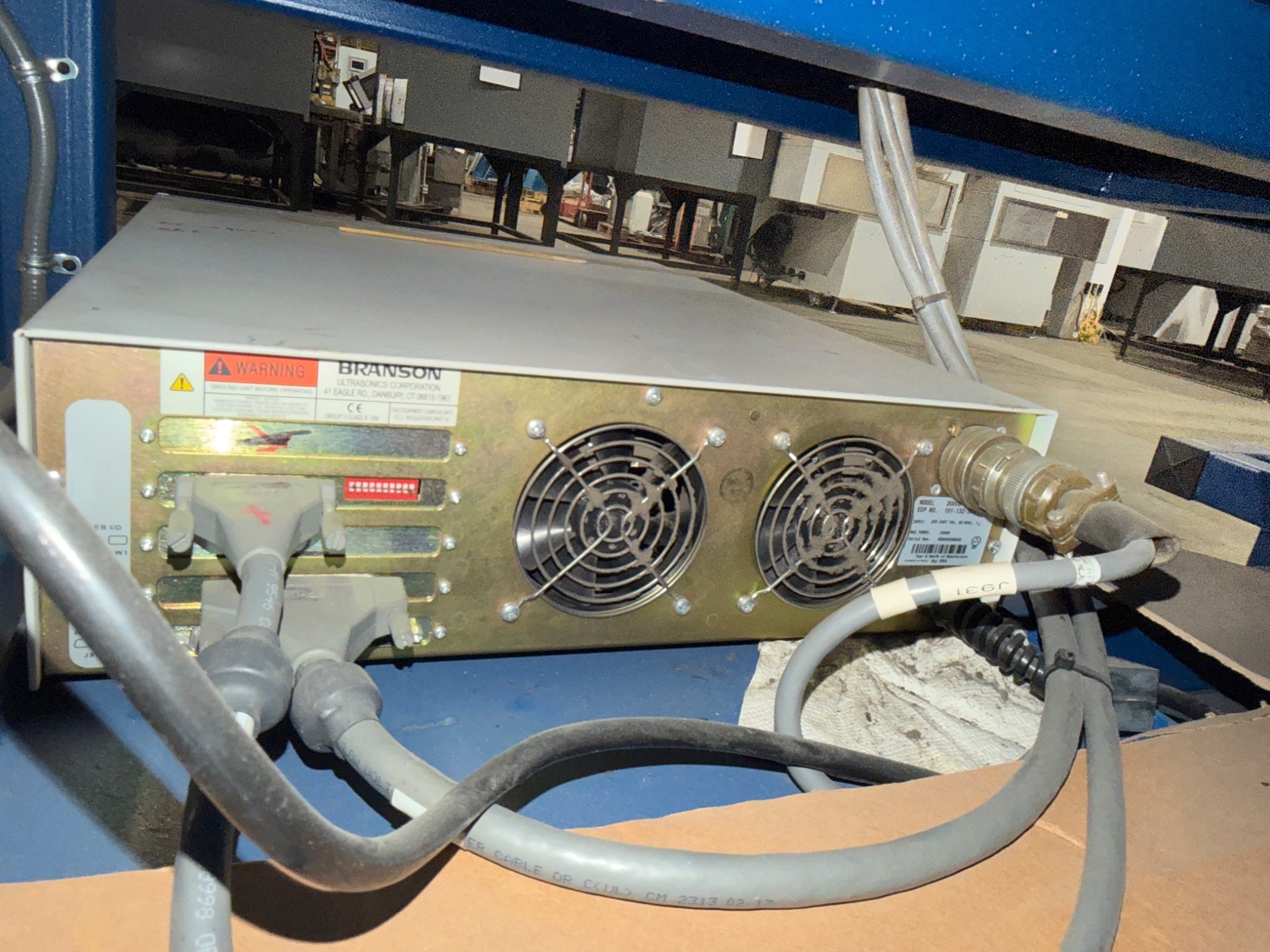 BRANSON 2000D/AED Rotary Index Ultrasonic Welder 3300W USED 9