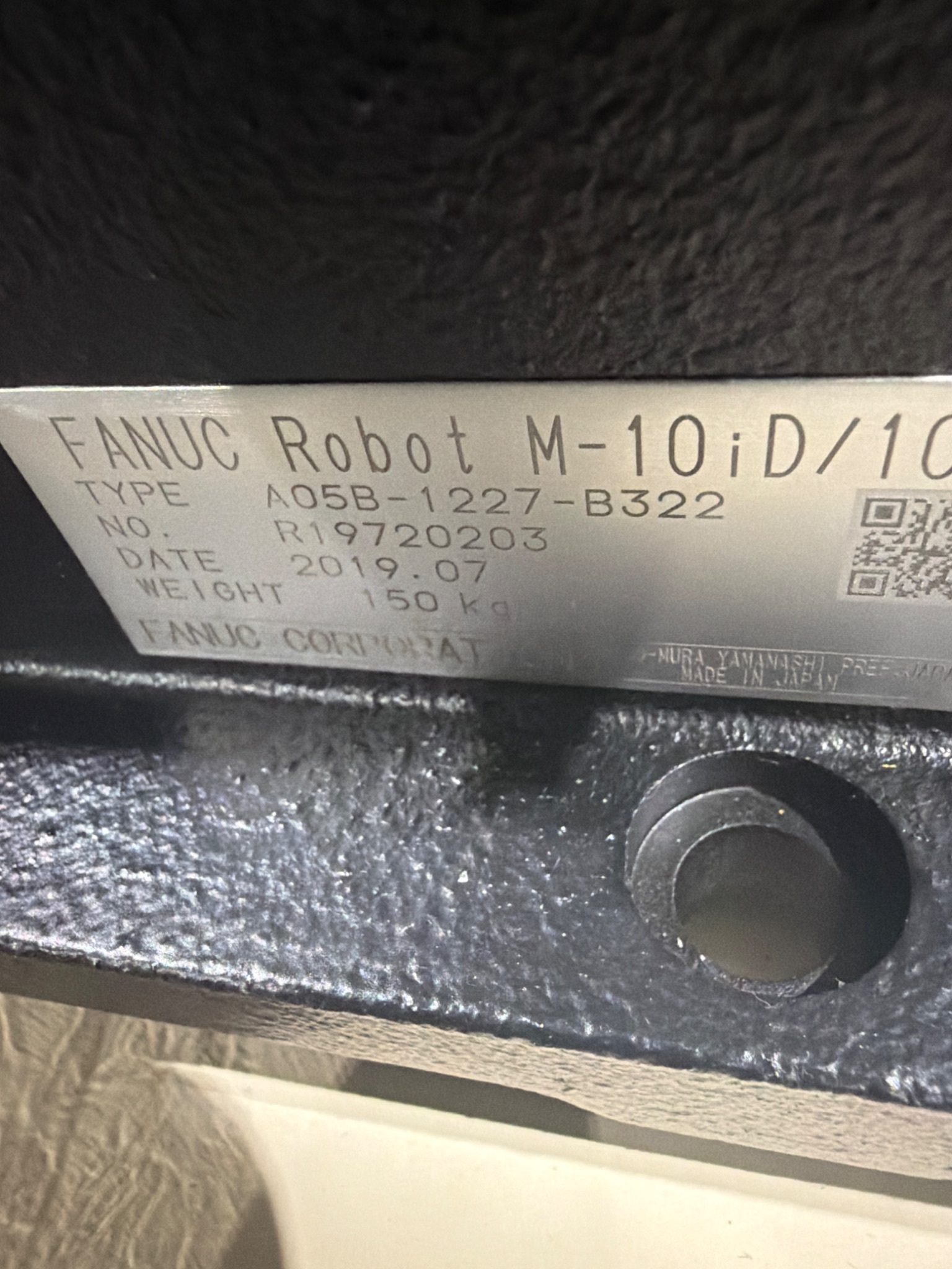 FANUC M‑10iD/10L Complete with R‑30iB Plus Controller USED 8