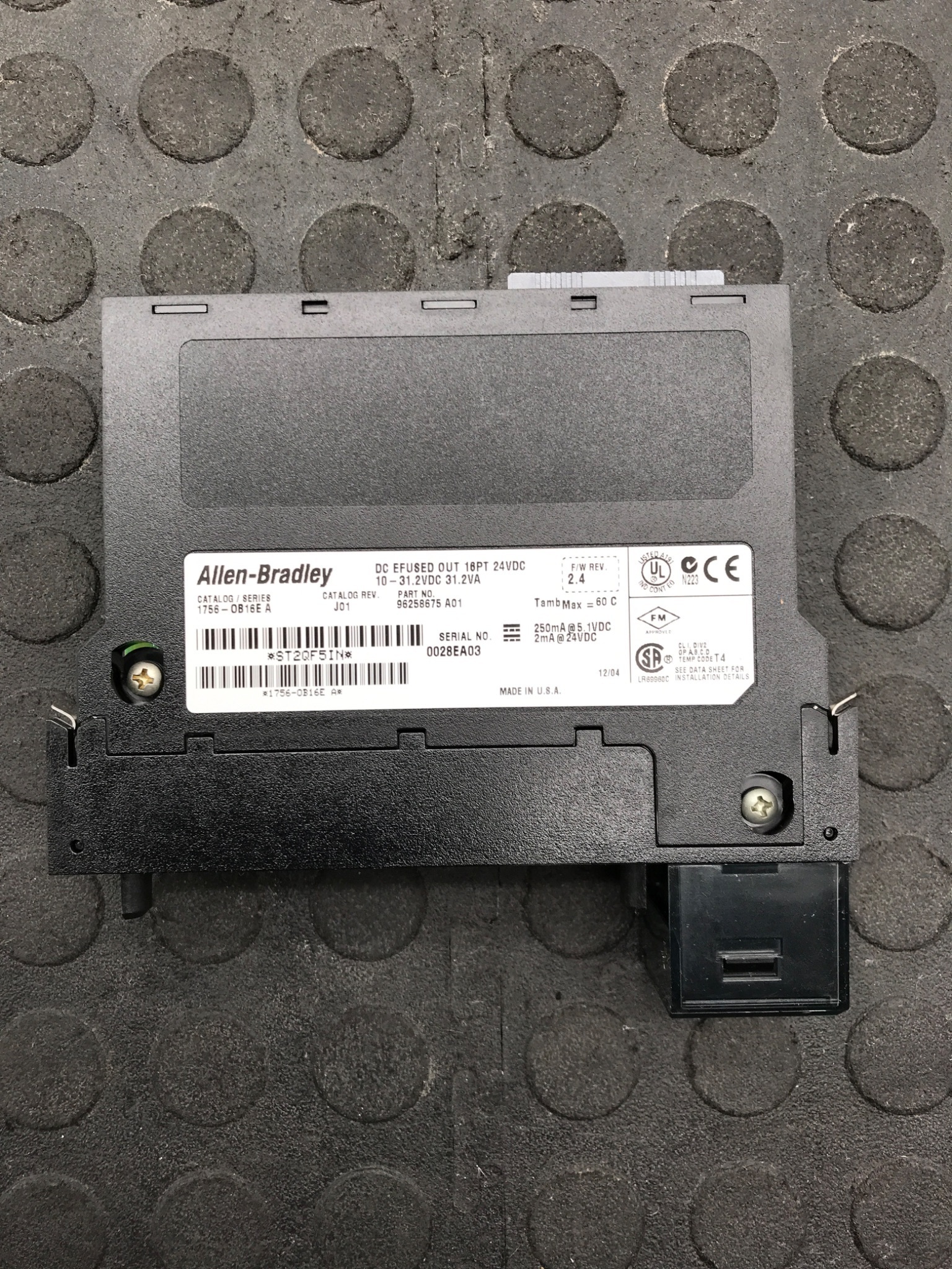 ALLEN‑BRADLEY 1756‑OB16E/A ControlLogix DC Output Module USED 1
