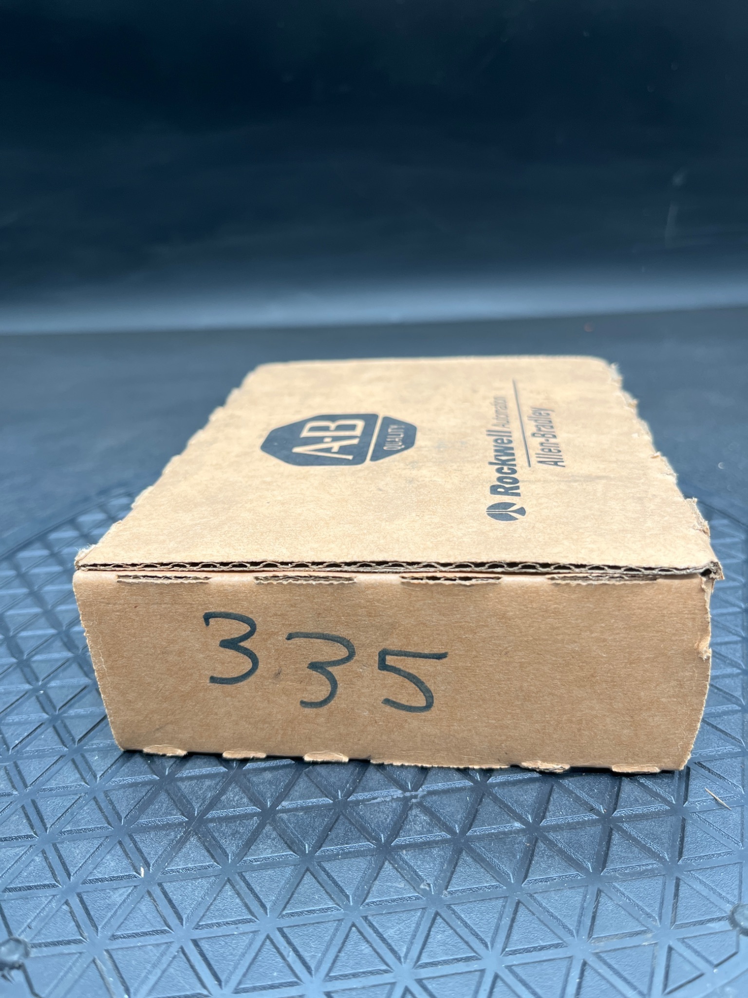 ALLEN‑BRADLEY 1769‑OV16/B CompactLogix 16‑Pt 24VDC Output Module NEW 2