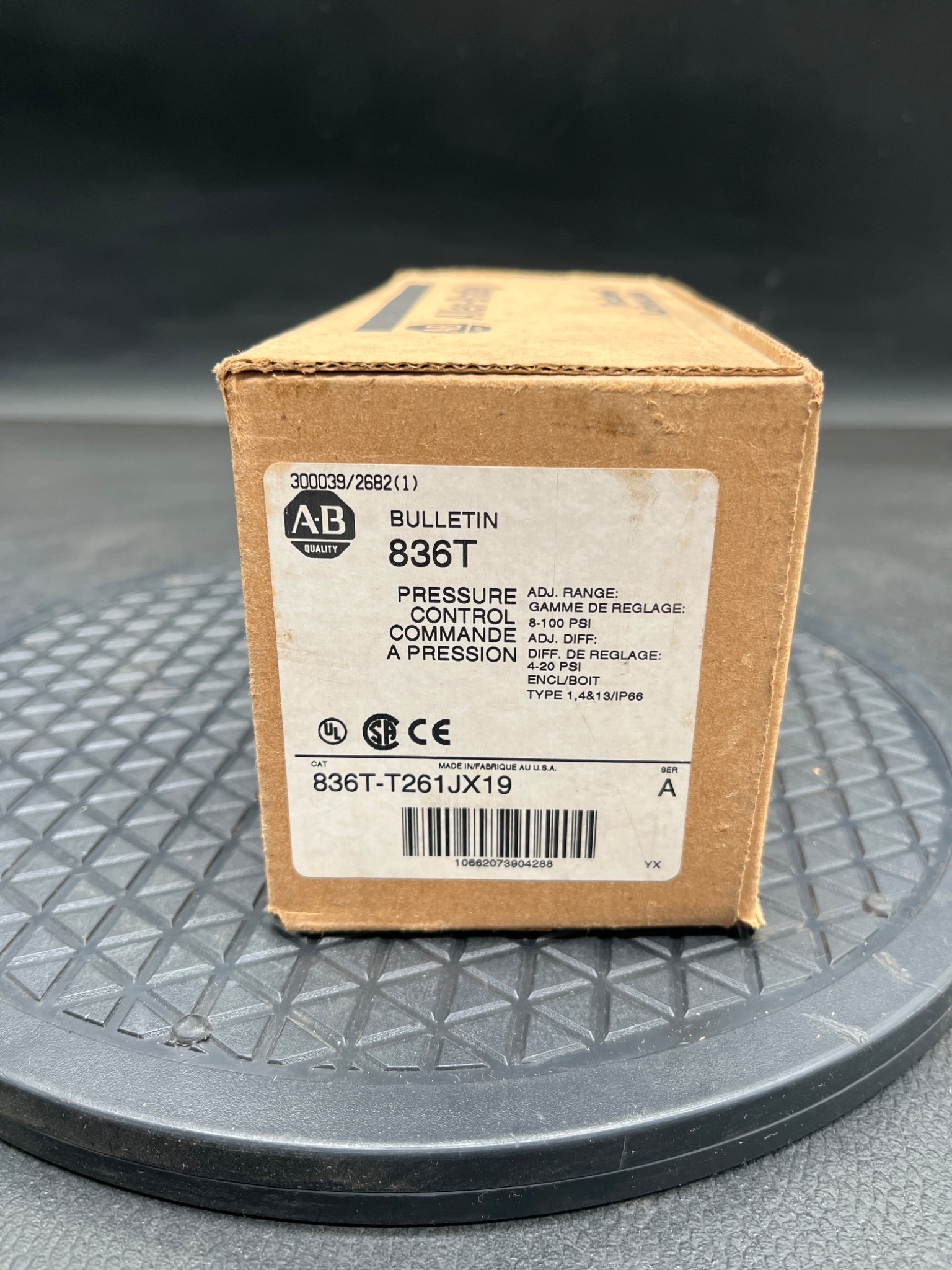 ALLEN‑BRADLEY 836T‑T261JX19 Pressure Control Switch 0‑100 PSI NEW 0