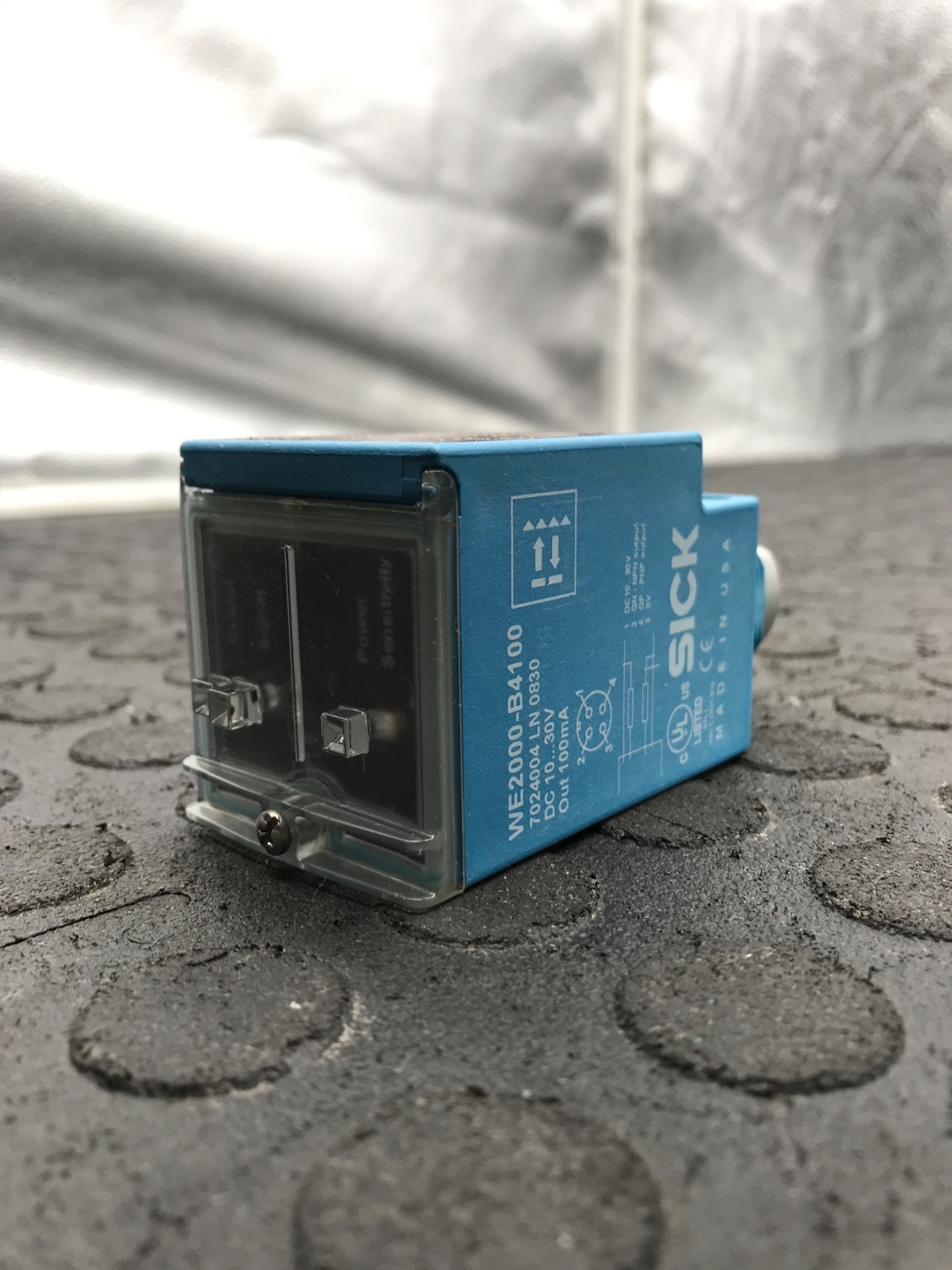 SICK WS2000‑D4100 Photoelectric Sensor Receiver 10‑30VDC NEW 3
