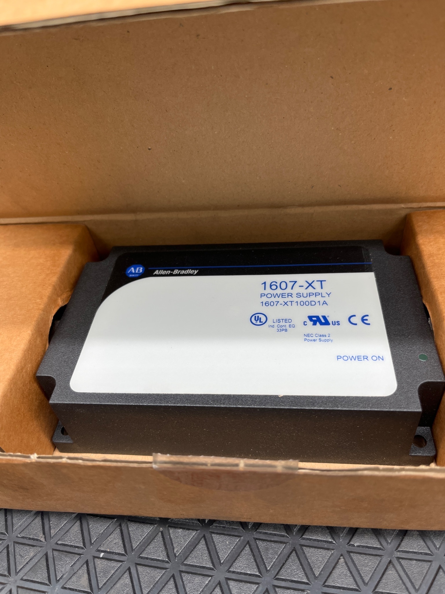 ALLEN‑BRADLEY 1607‑XT100D1A/A DIN Rail Power Supply 24VDC NEW 1