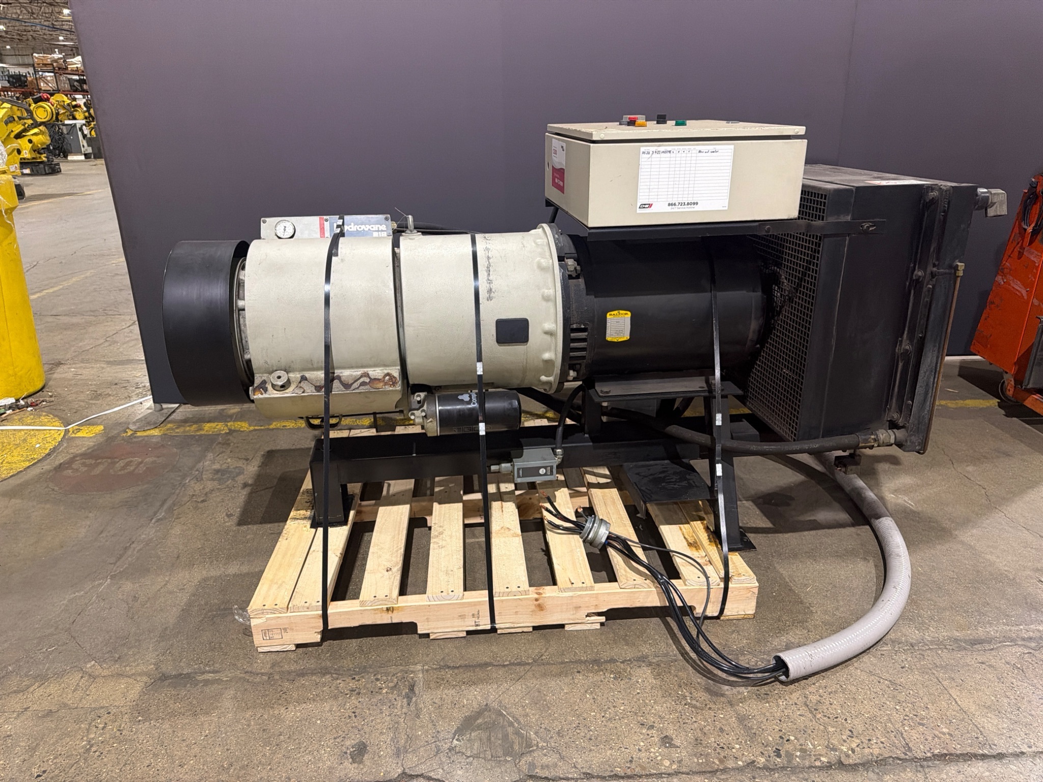 COMPAIR HYDROVANE 218 Rotary Vane Air Compressor 50HP 170 PSI USED 0