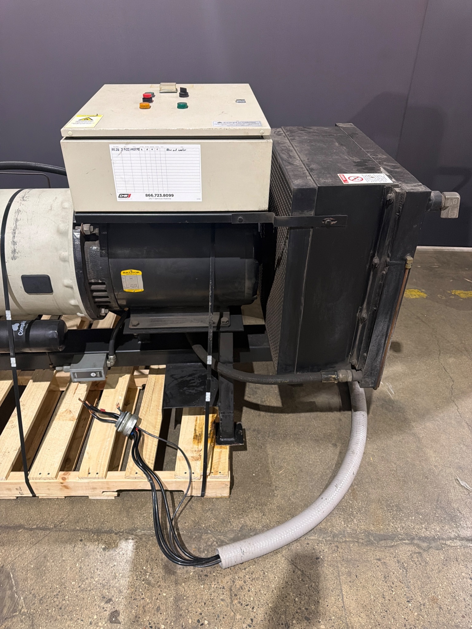 COMPAIR HYDROVANE 218 Rotary Vane Air Compressor 50HP 170 PSI USED 2