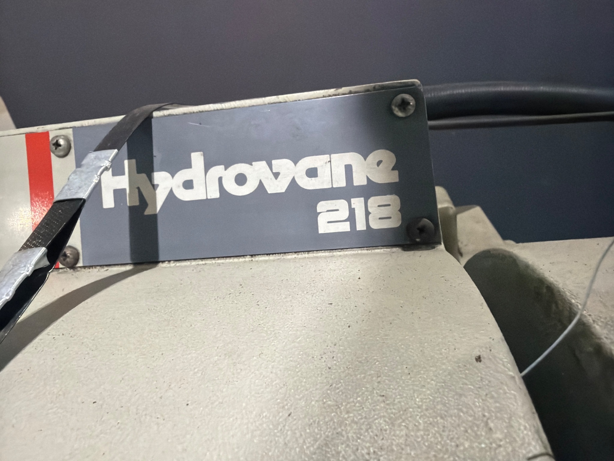 COMPAIR HYDROVANE 218 Rotary Vane Air Compressor 50HP 170 PSI USED 6