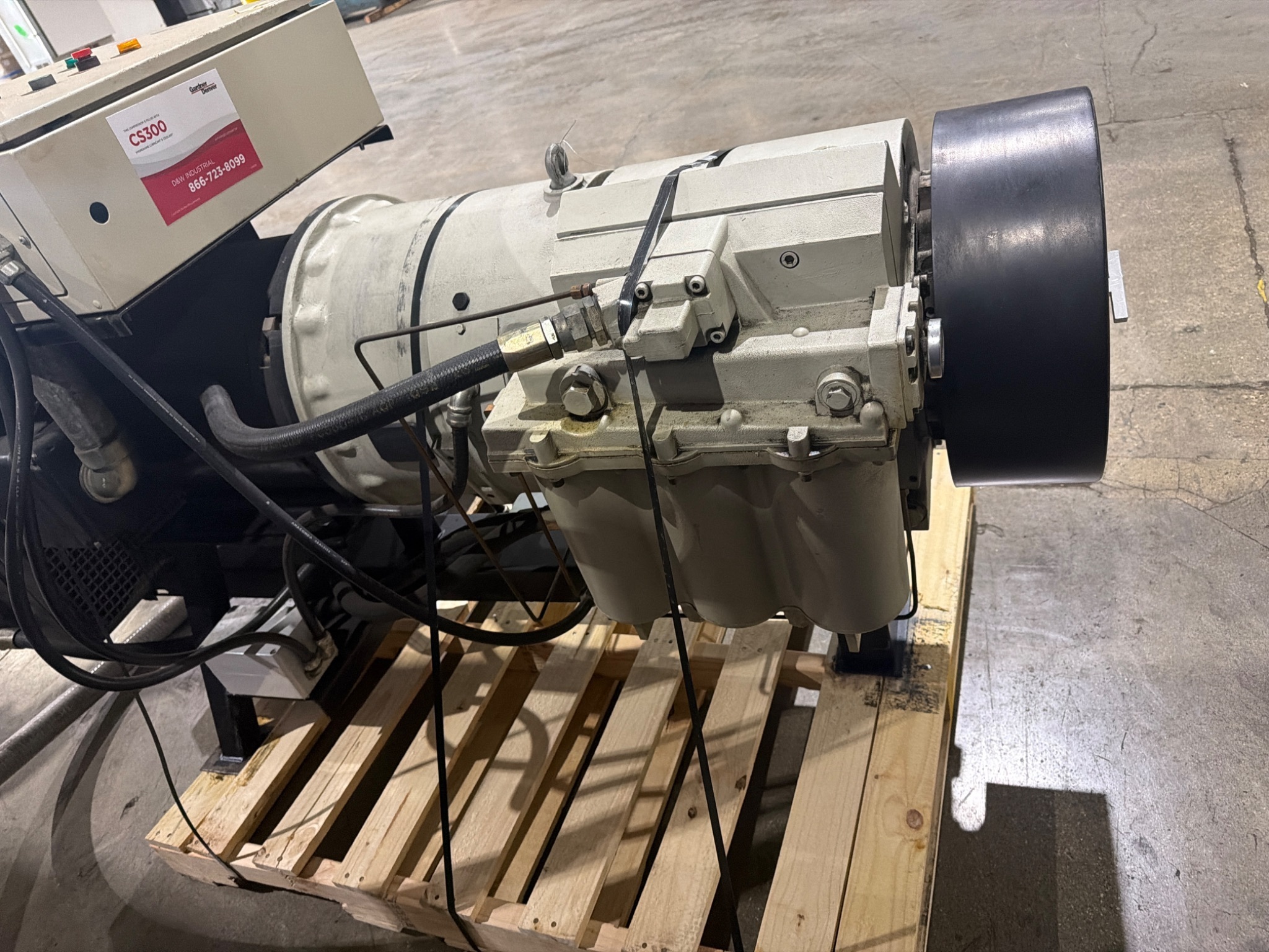 COMPAIR HYDROVANE 218 Rotary Vane Air Compressor 50HP 170 PSI USED 9