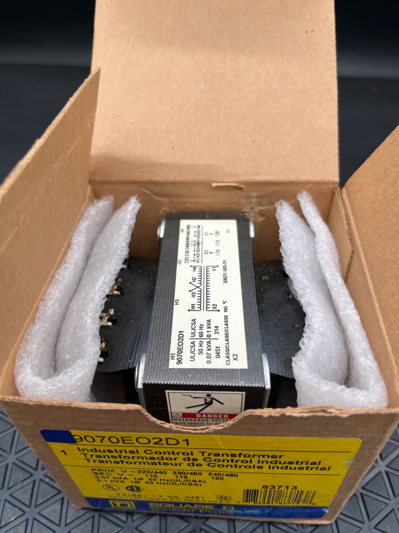 SQUARE D 9070EO2D1 Industrial Control Transformer 50/60Hz NEW 1