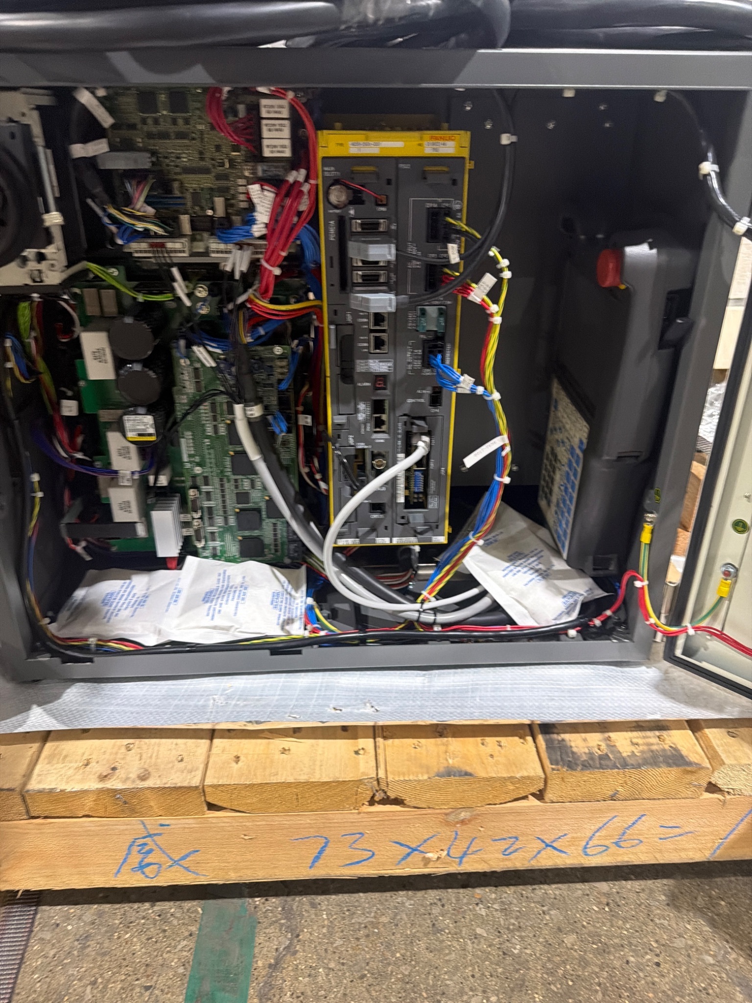 FANUC M‑20iA/35M Complete with R‑30iB Plus Controller USED 9
