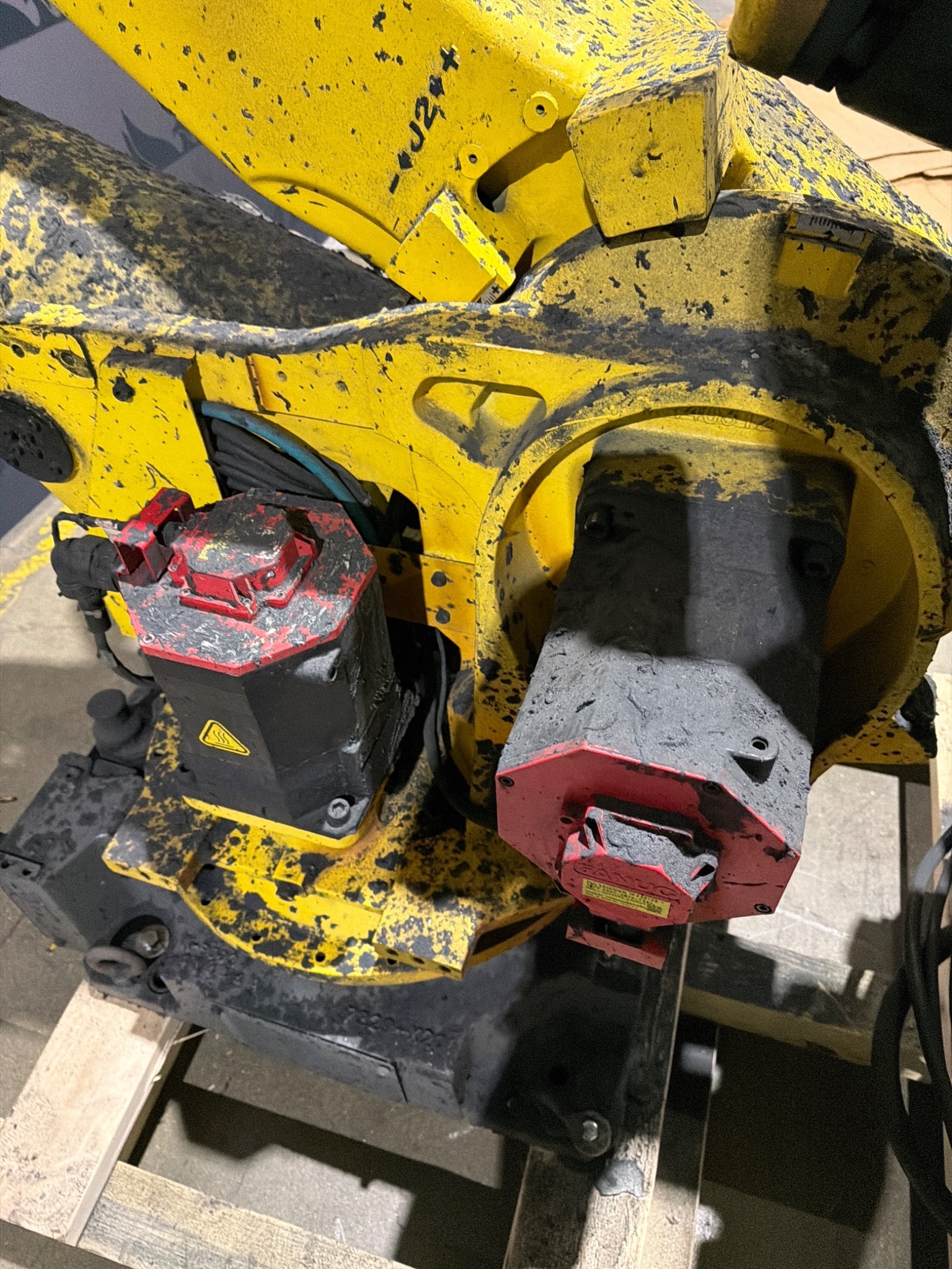 FANUC R-2000iB/210F Complete w/ R-30iB Controls USED 7