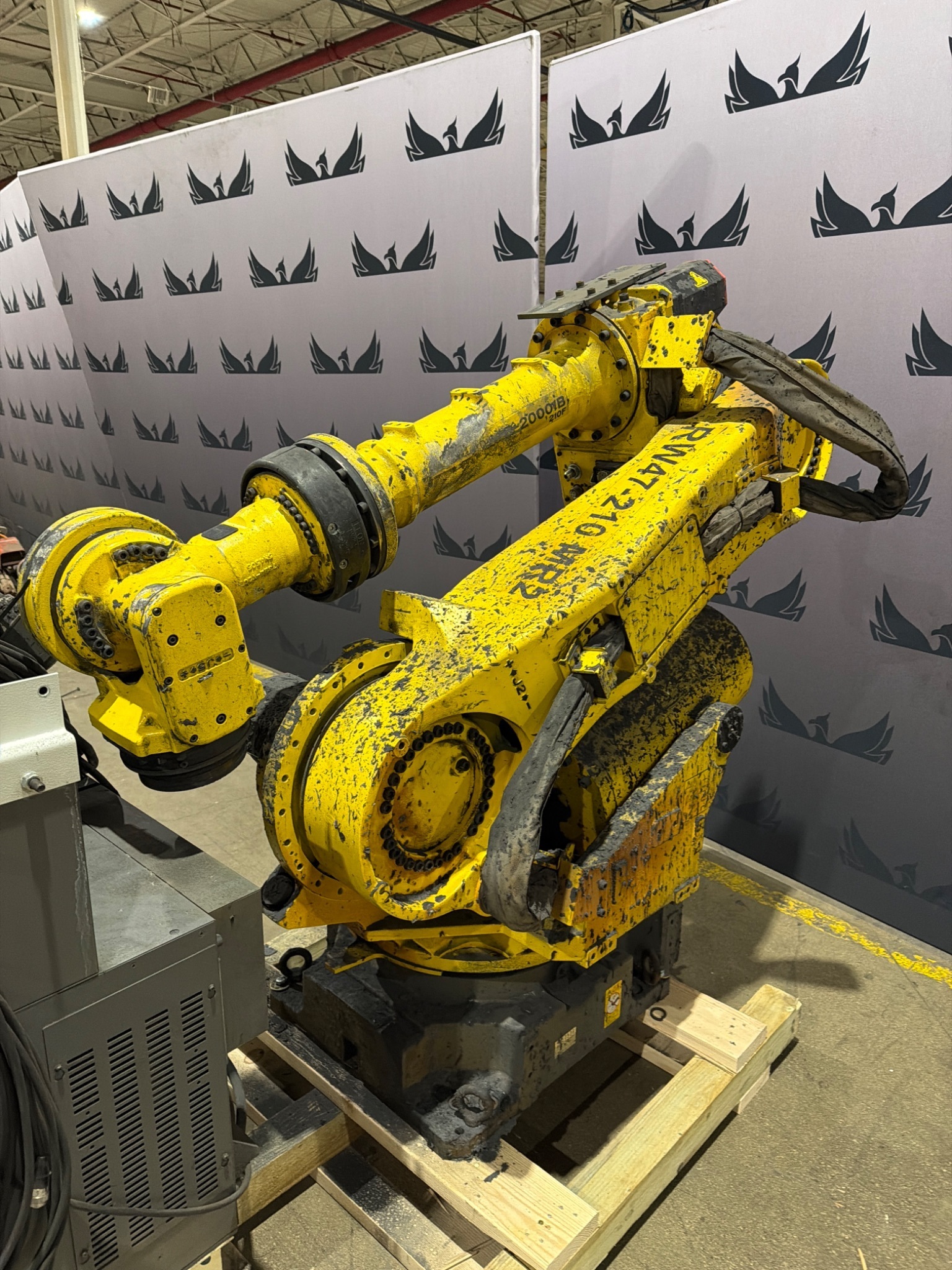 FANUC R-2000iB/210F Complete w/ R-30iB Controls USED 9