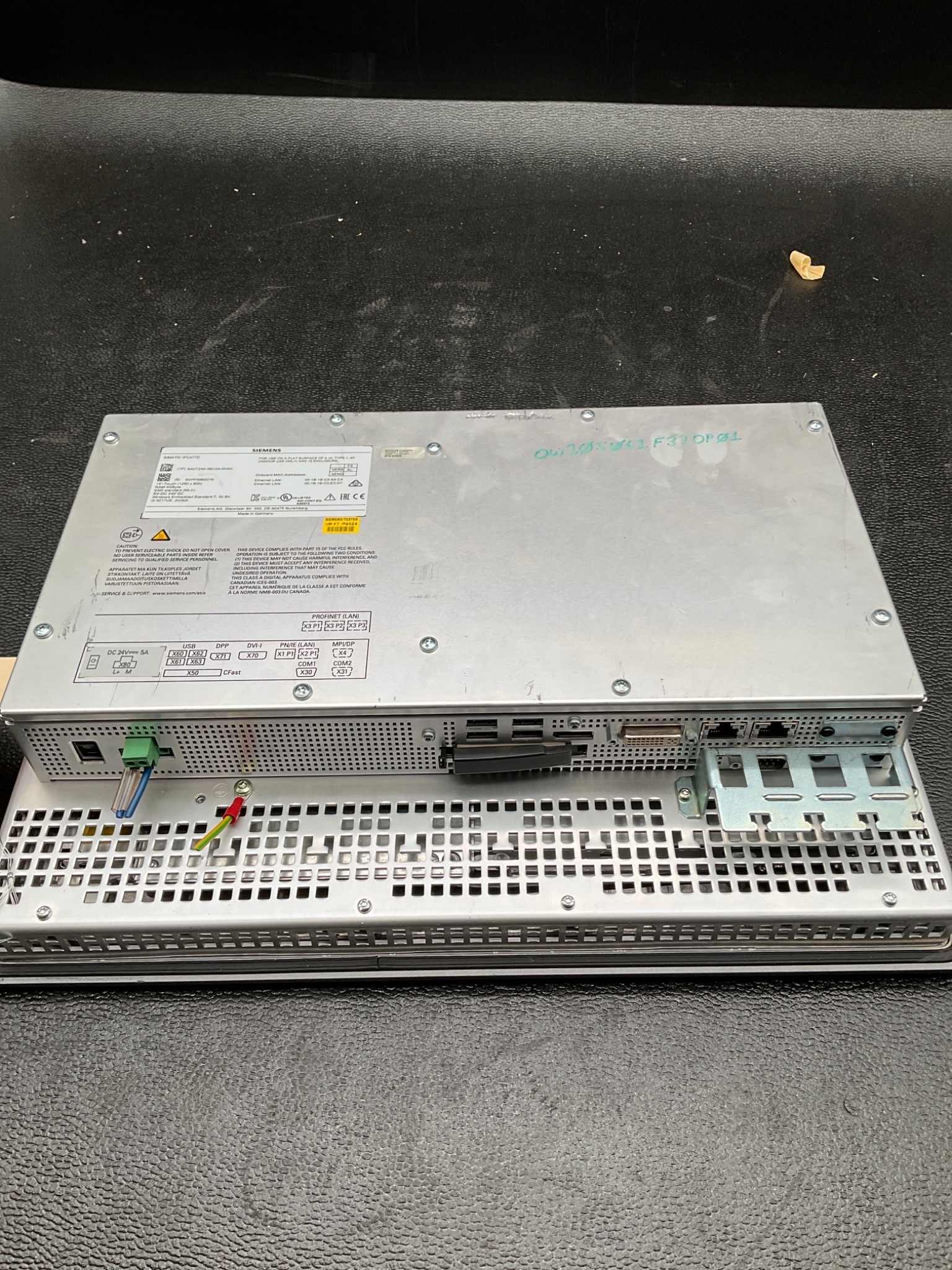 SIEMENS 6AV7240-3BC04-0HA0 SIMATIC IPC477D Touch Panel PC USED 1