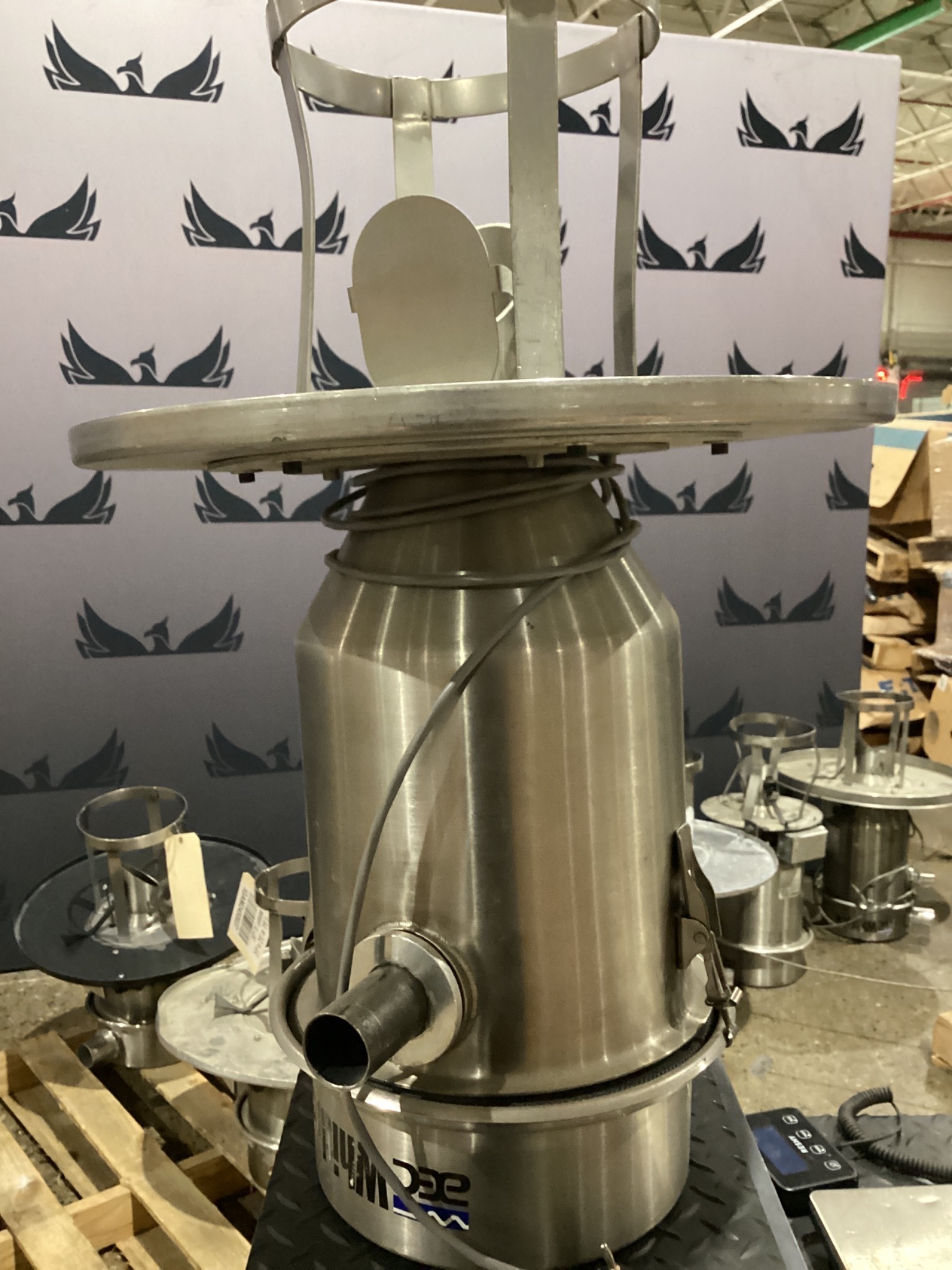AEC WHITLOCK SRH-04 Vacuum Hopper USED 2