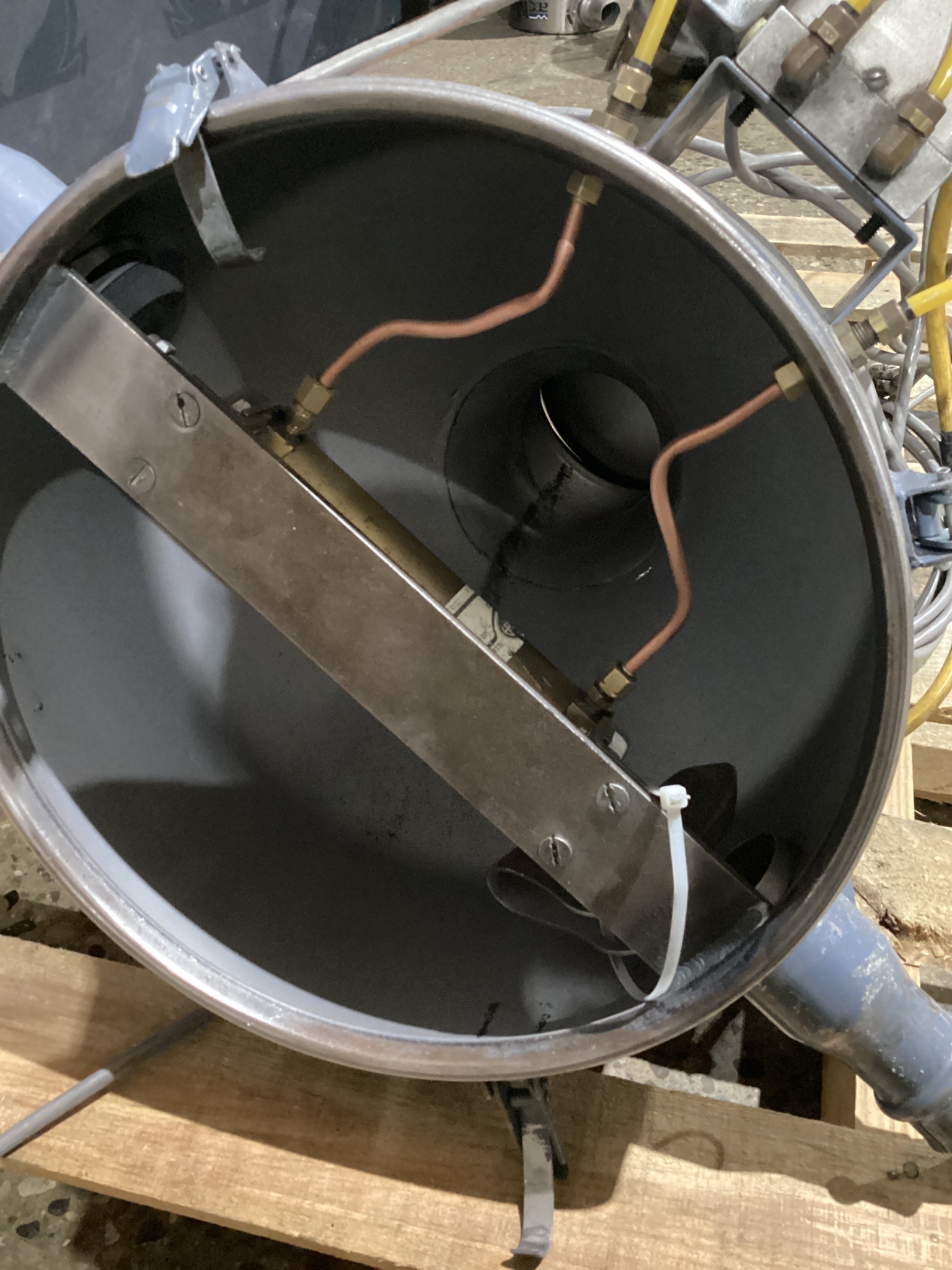 AEC WHITLOCK PVH-071G Vacuum Hopper USED 1