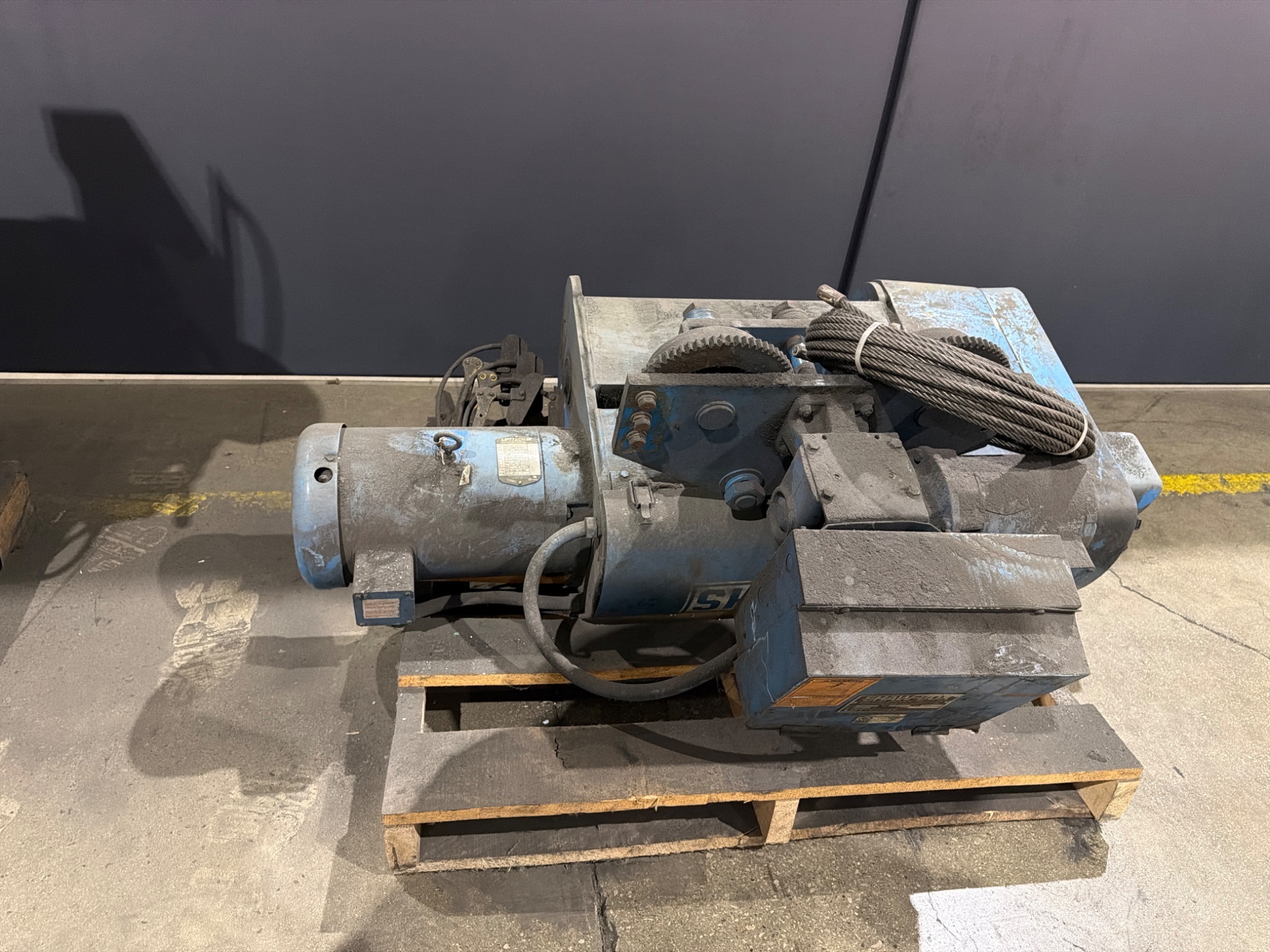 SHAW-BOX 72L05026S1521000 5 Ton Electric Chain Hoist USED 6