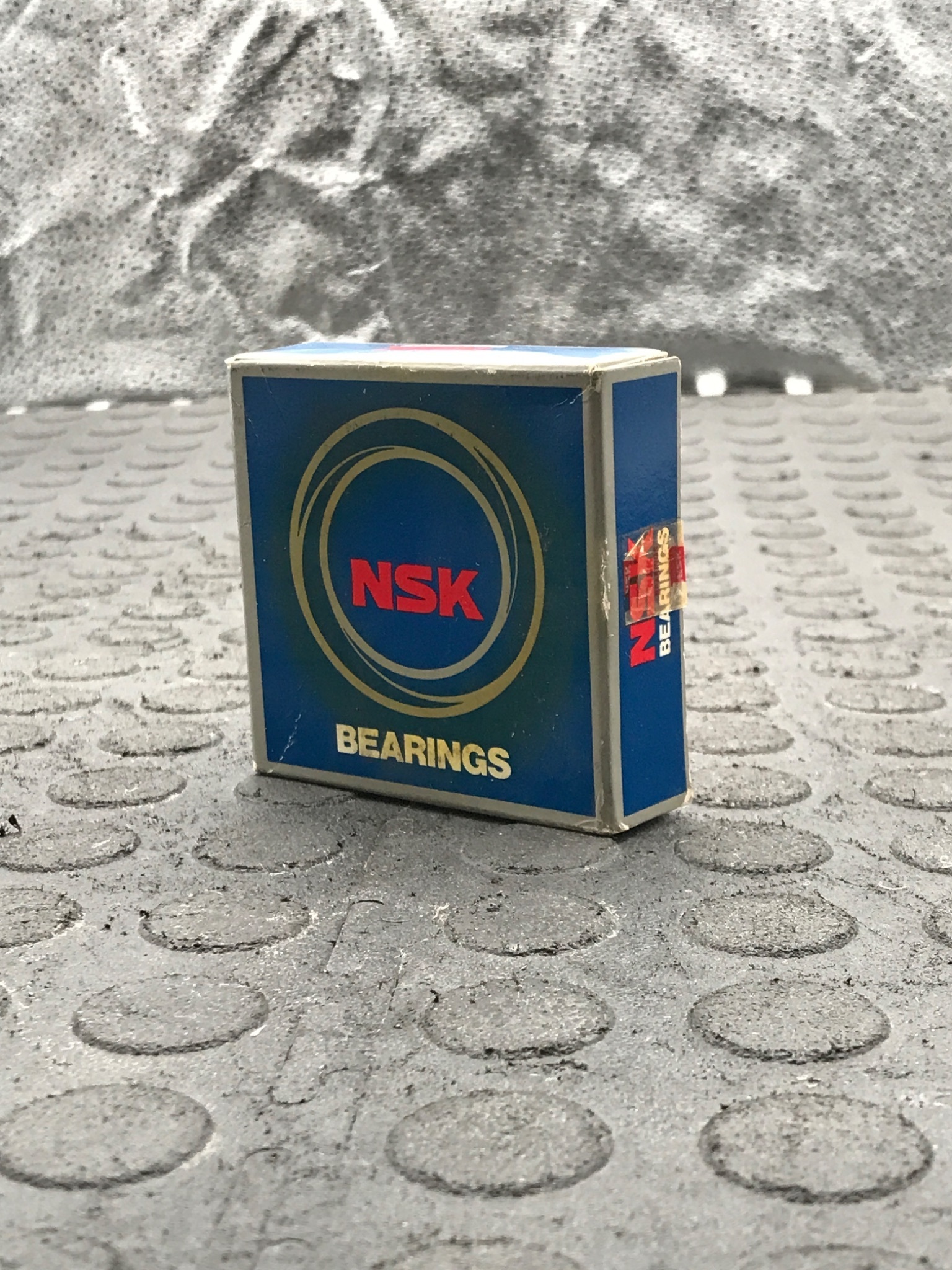 NSK 6008ZZC3E Deep Groove Ball Bearing NEW 0