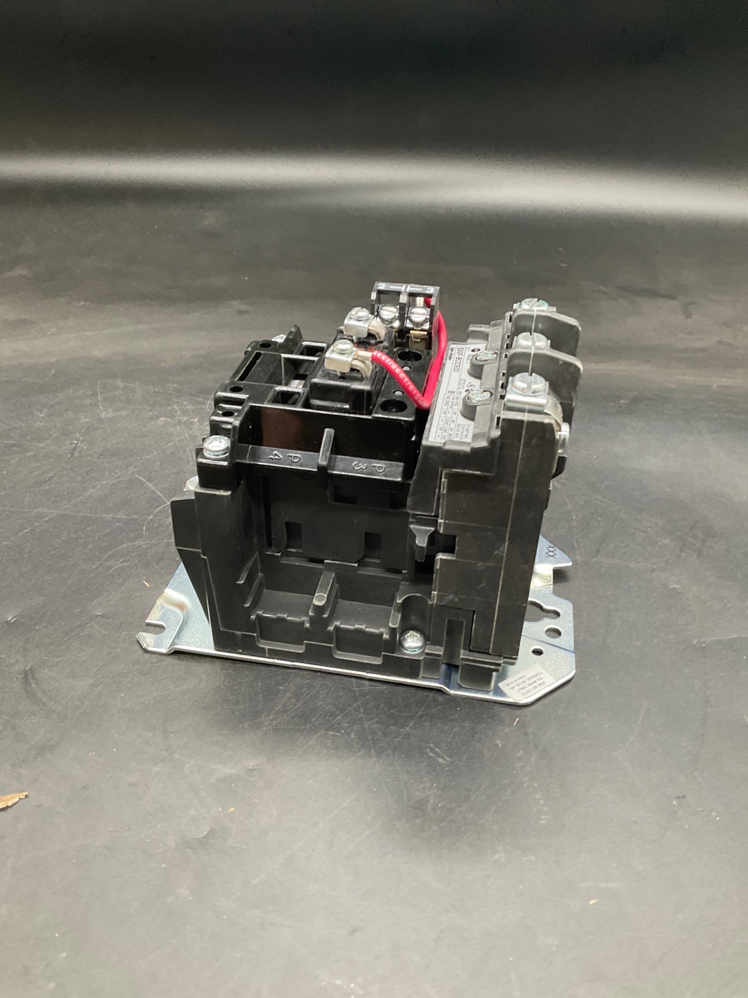 ALLEN BRADLEY 500F-BOD930 AC Contactor Series B NEW 5
