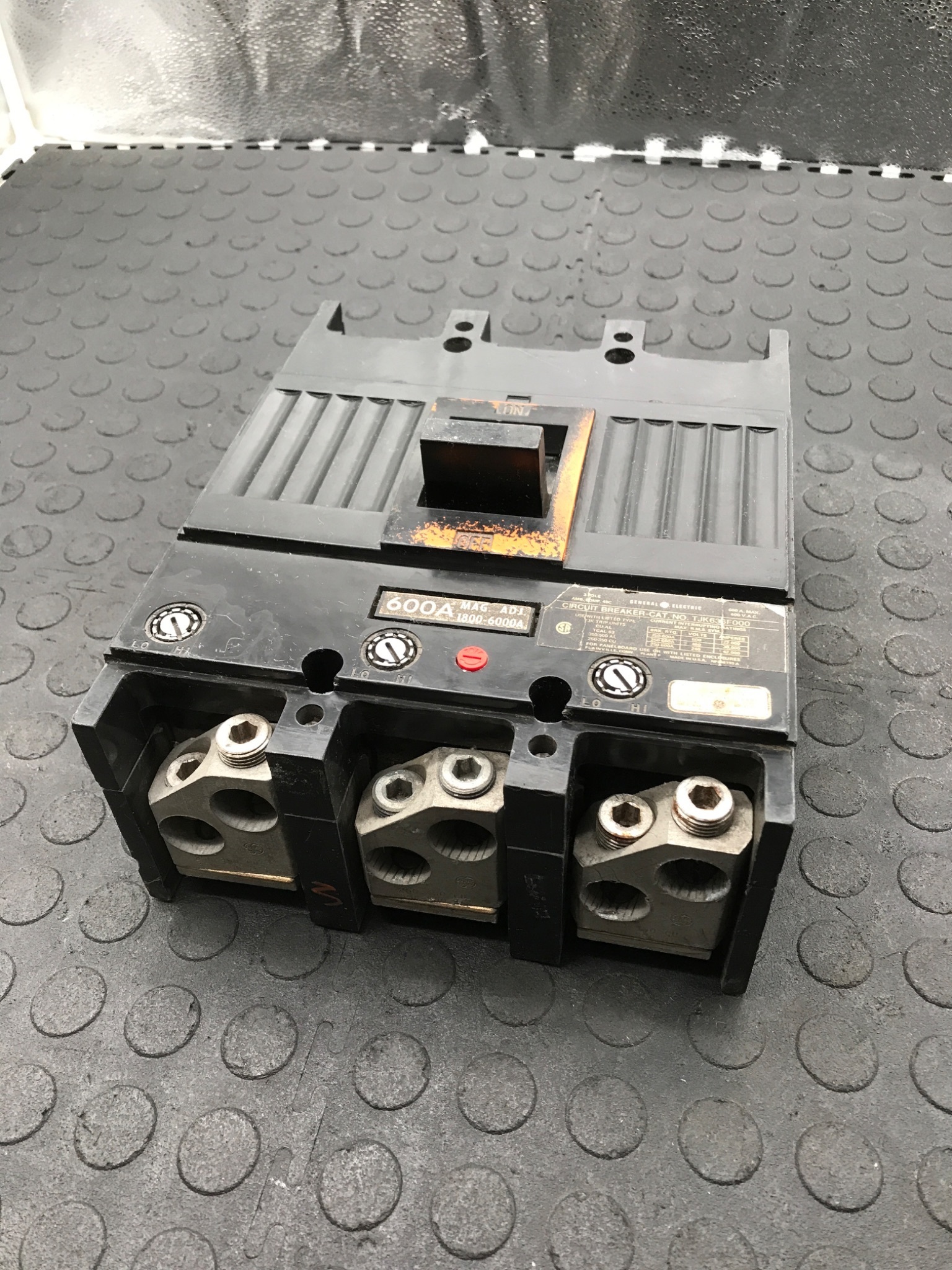 GENERAL ELECTRIC TJK636F000 Molded Case Circuit Breaker USED 0