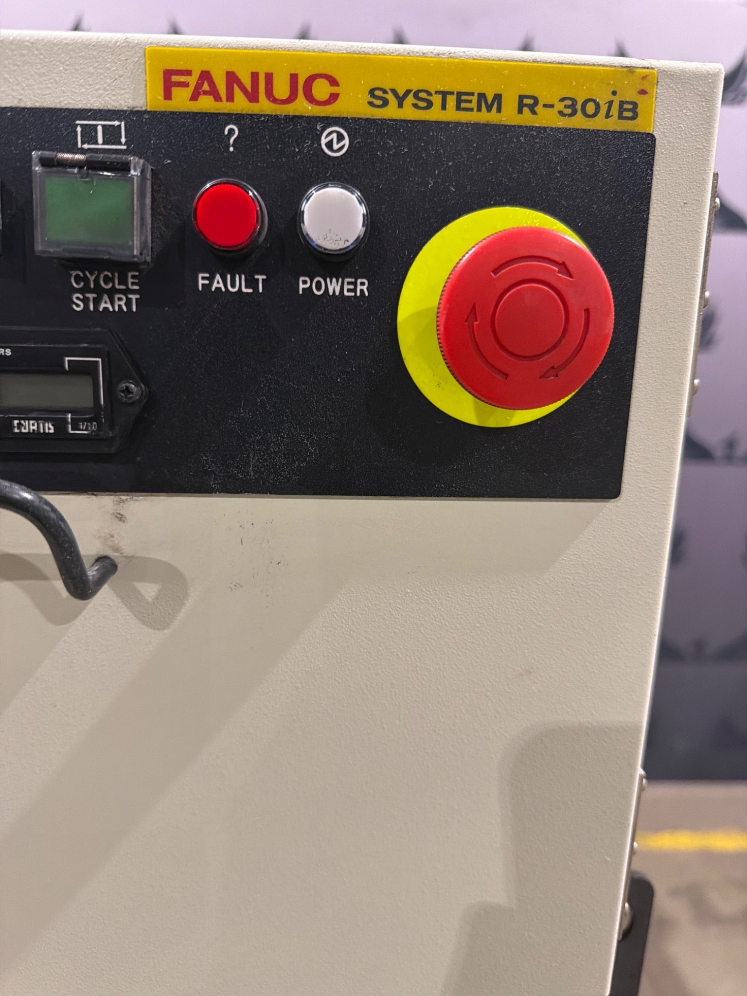 FANUC ArcMate 120iC Robot Complete w/ R‑30iB Controller & Lincoln Welding System 10