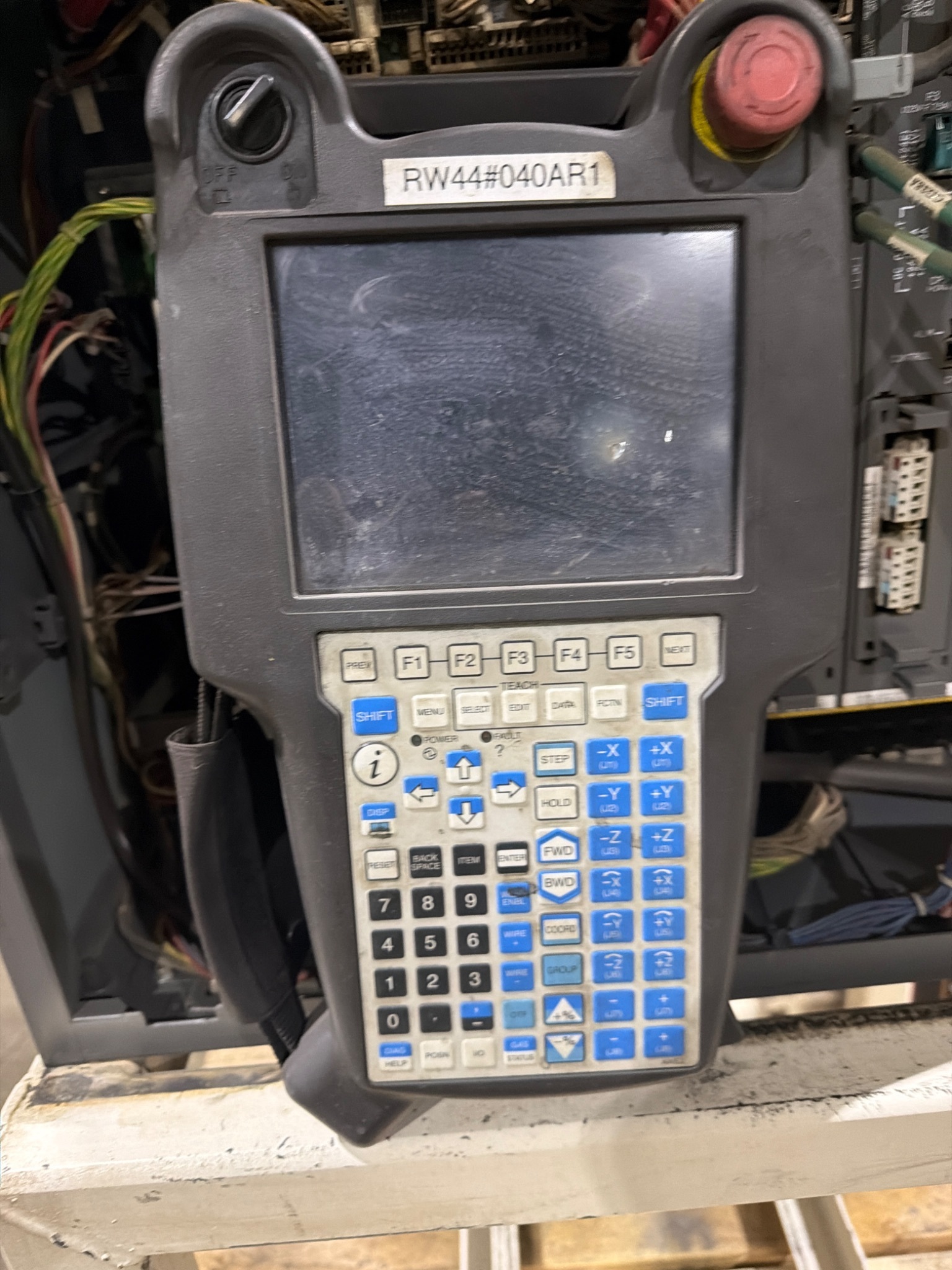 FANUC ArcMate 120iC Robot Complete w/ R‑30iB Controller & Lincoln Welding System 12