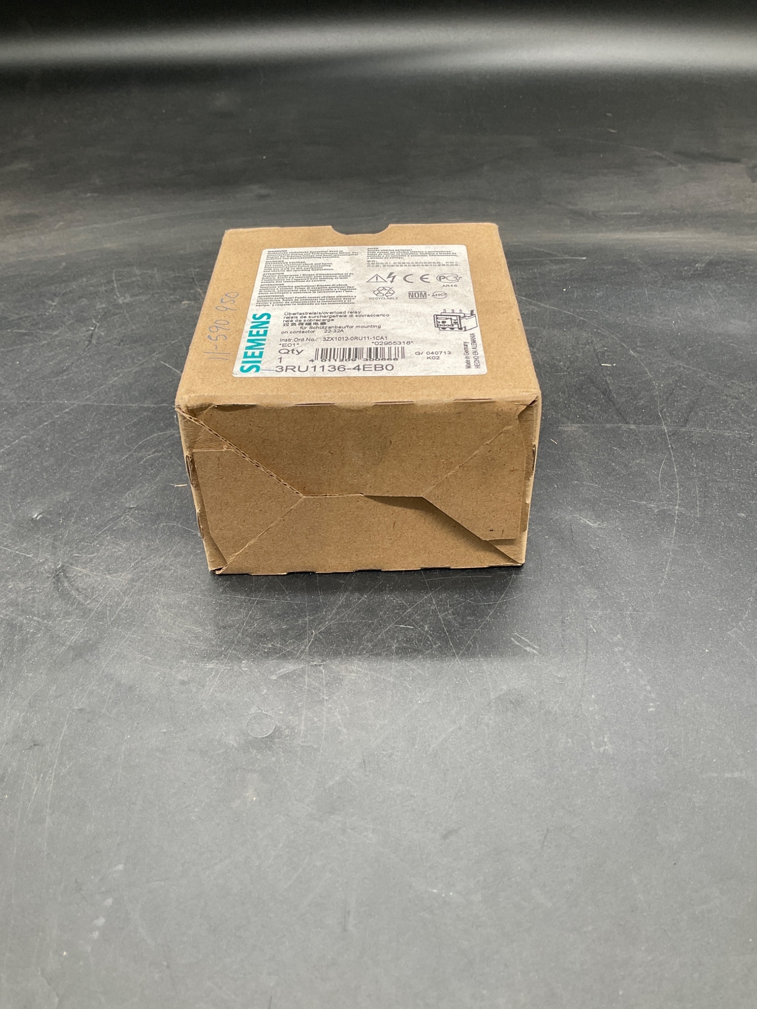SIEMENS 3RU1136-4EB0 SIRIUS Thermal Overload Relay USED 1