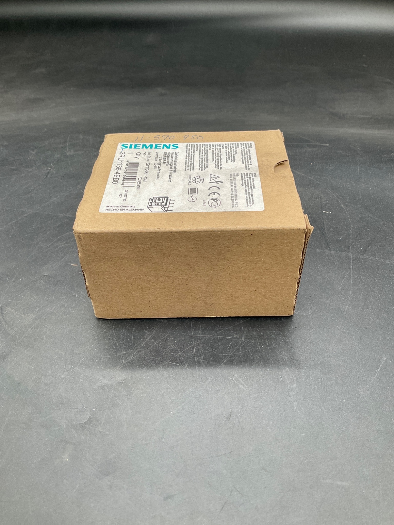 SIEMENS 3RU1136-4EB0 SIRIUS Thermal Overload Relay USED 2