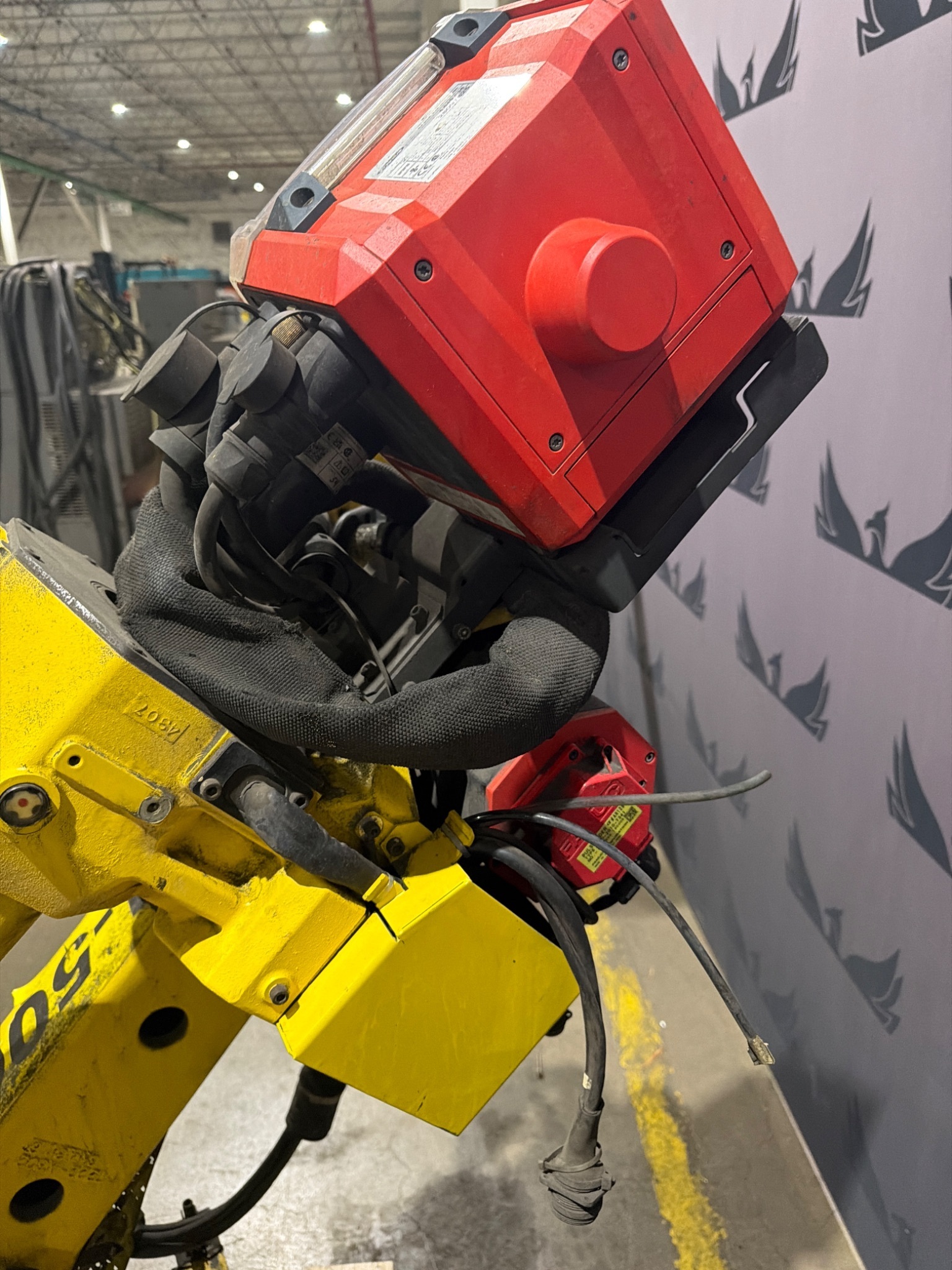 FANUC ArcMate 120iC Robot Complete w/ R‑30iB Controller & Fronius Welding System 5